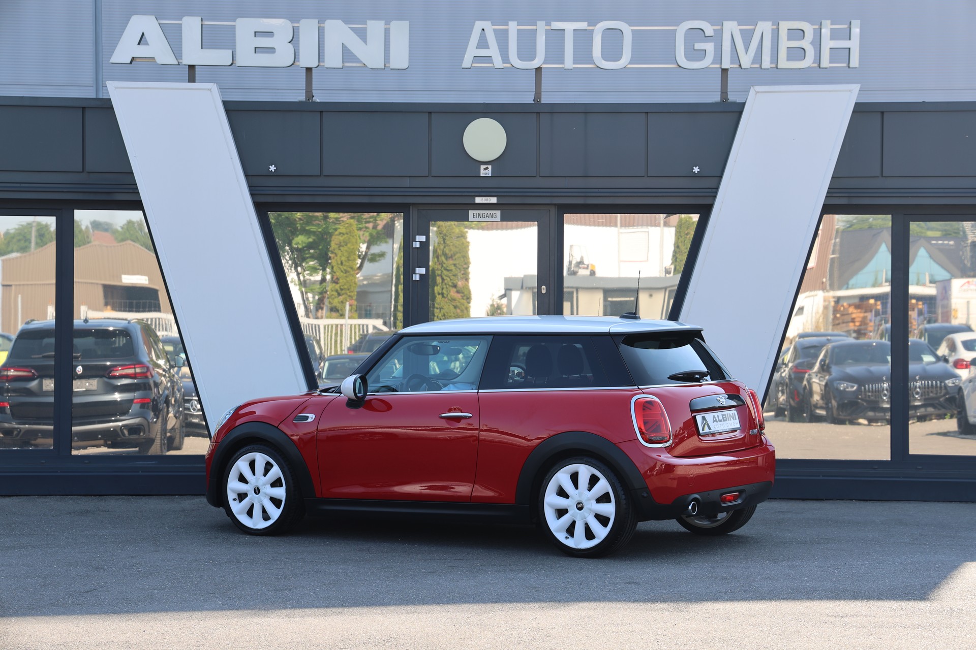 MINI Cooper Steptronic DKG-showroom-element-3