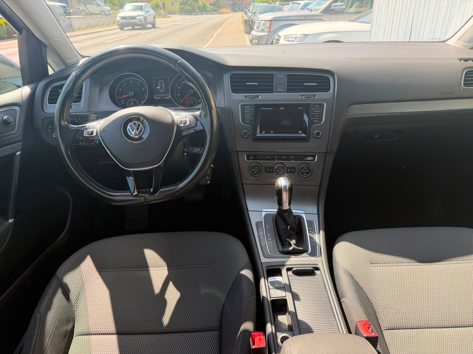 VW Golf 1.4 TSI Comfortline DSG-image-8
