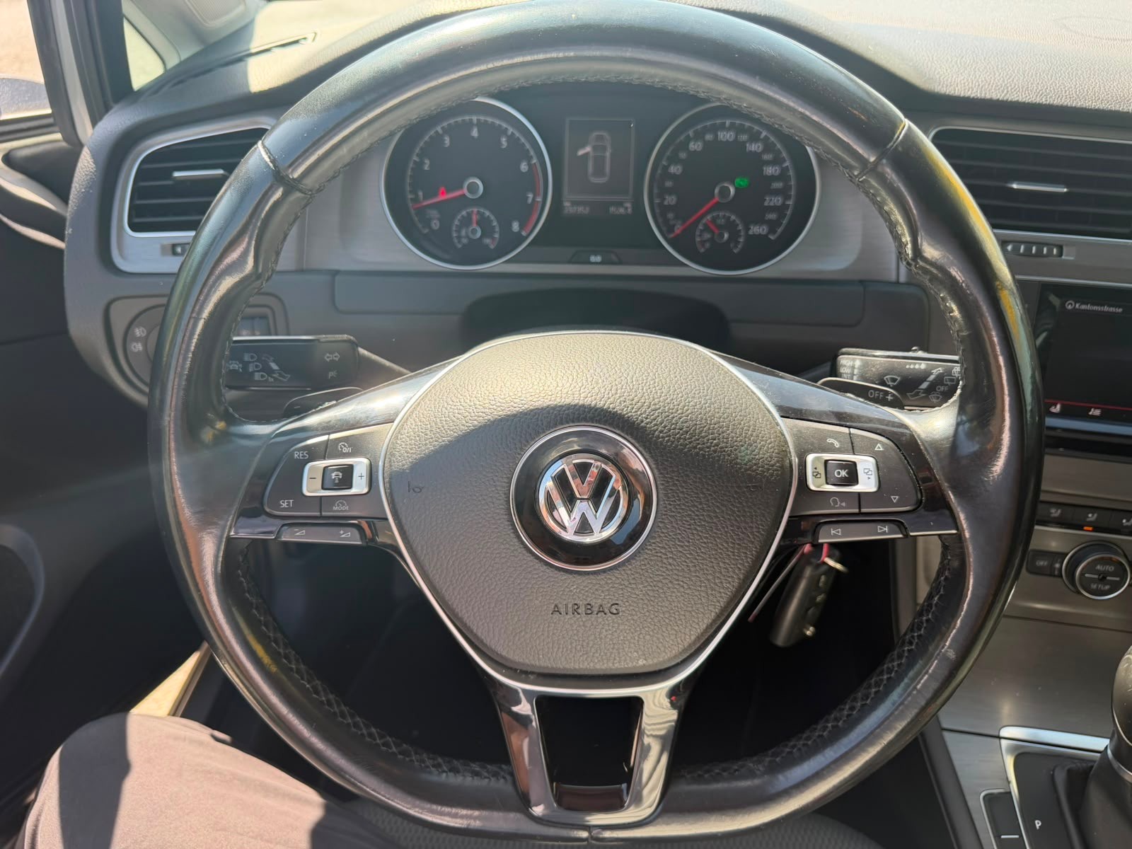 VW Golf 1.4 TSI Comfortline DSG-image-7