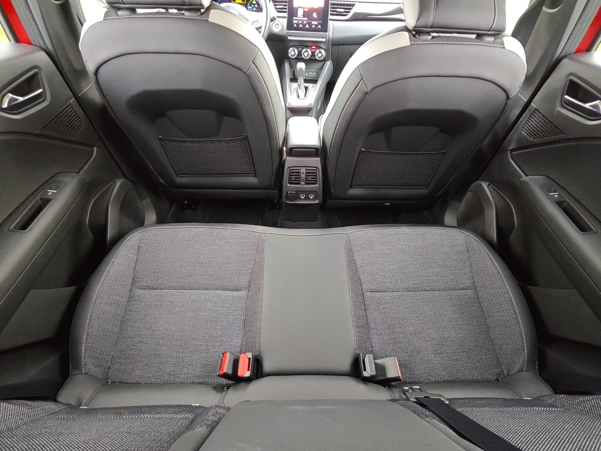 MITSUBISHI ASX 1.6 HEV Intense-image-29