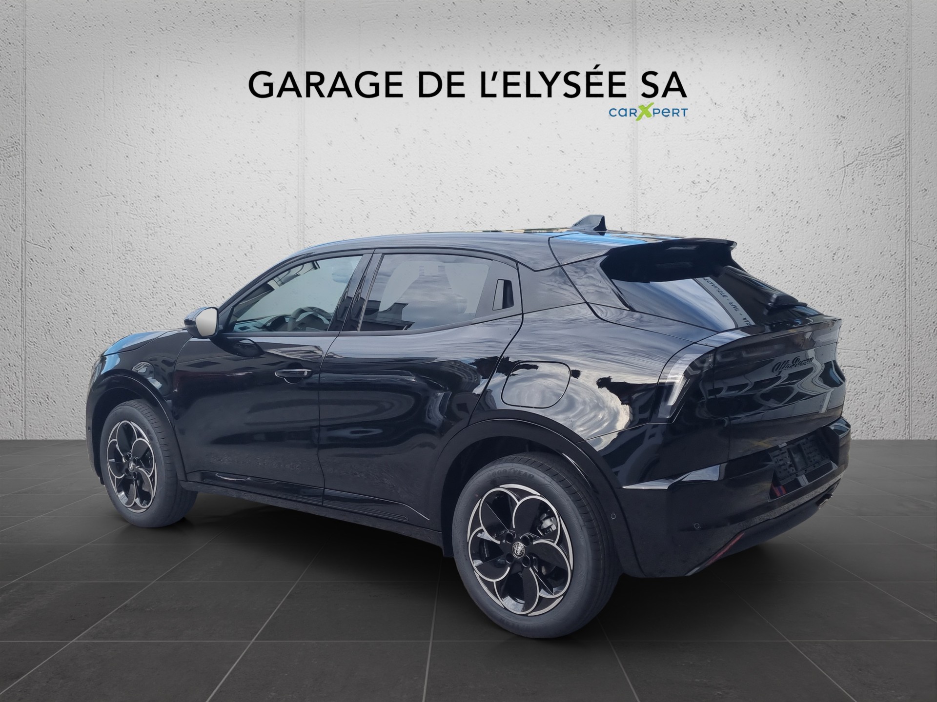 ALFA ROMEO Junior 1.2 48V Hybrid Sprint-image-4