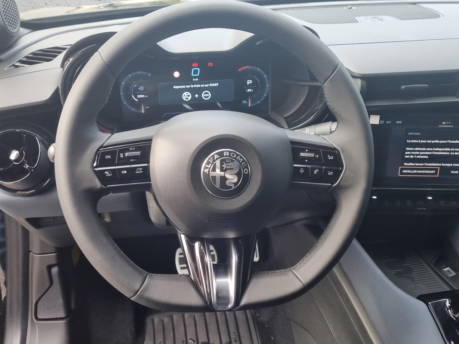 ALFA ROMEO Junior 1.2 48V Hybrid Sprint-image-11