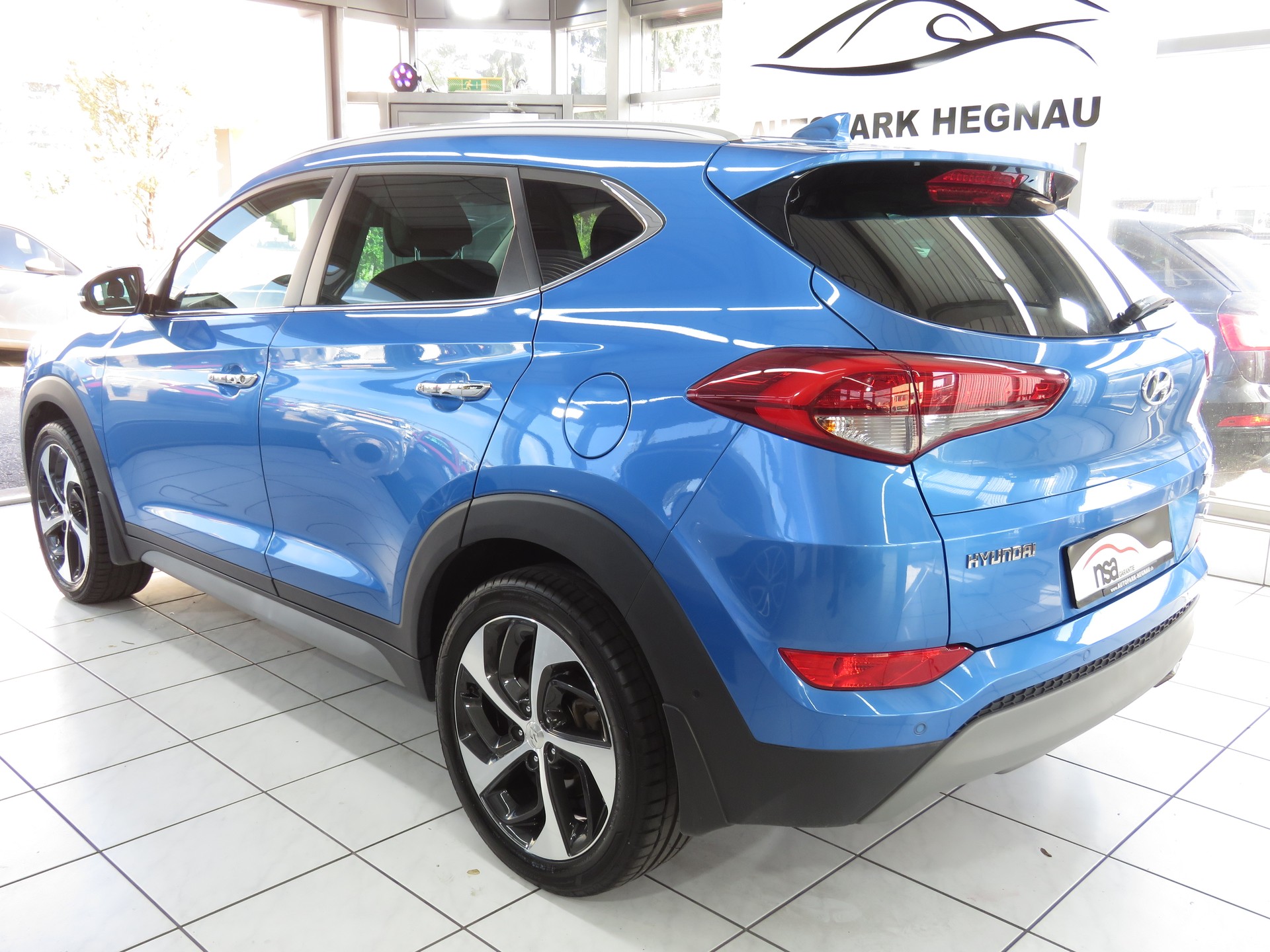 HYUNDAI Tucson 1.6 TGDI Plena 4WD Automatic-image-5