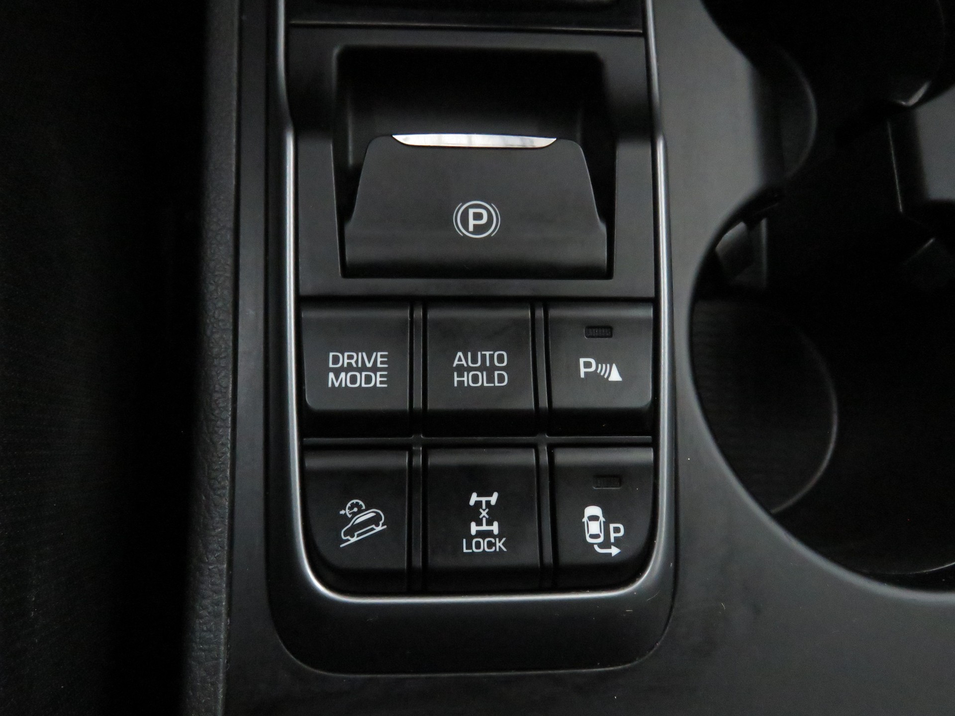 HYUNDAI Tucson 1.6 TGDI Plena 4WD Automatic-image-15