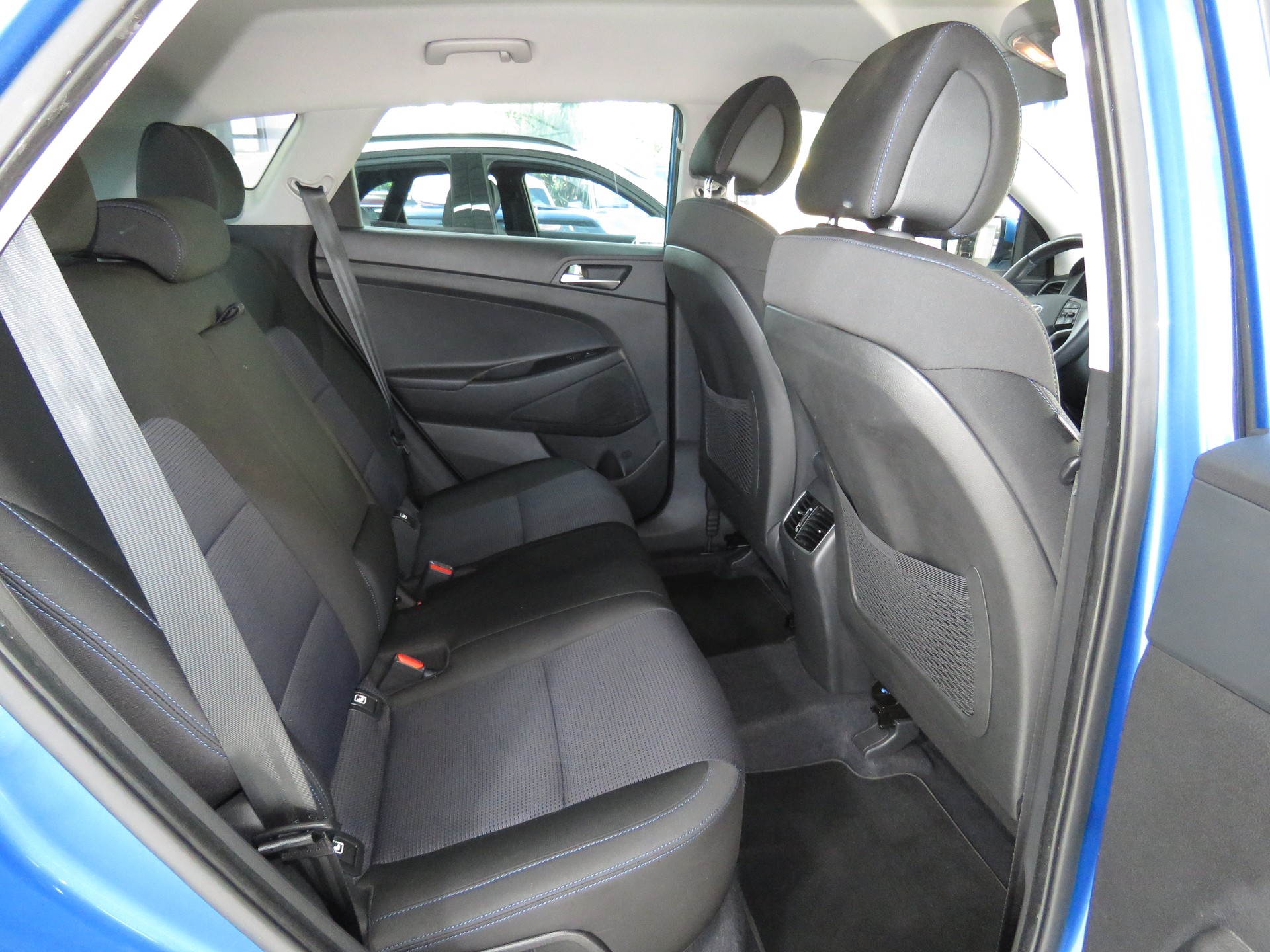 HYUNDAI Tucson 1.6 TGDI Plena 4WD Automatic-image-12