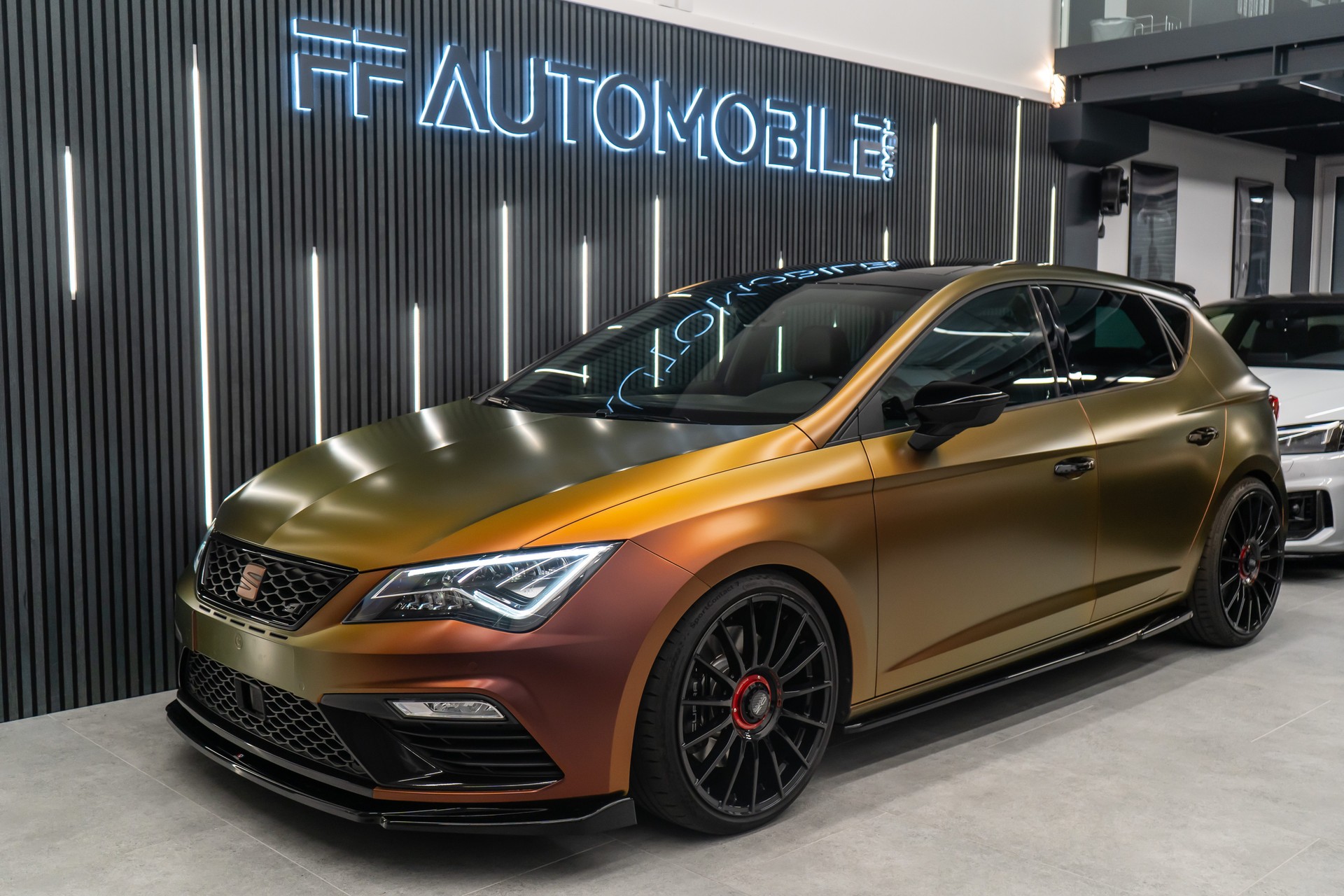 SEAT Leon 2.0 TSI CUPRA 290 DSG / CH-Fahrzeug / HAMMER OPTIK-image-2