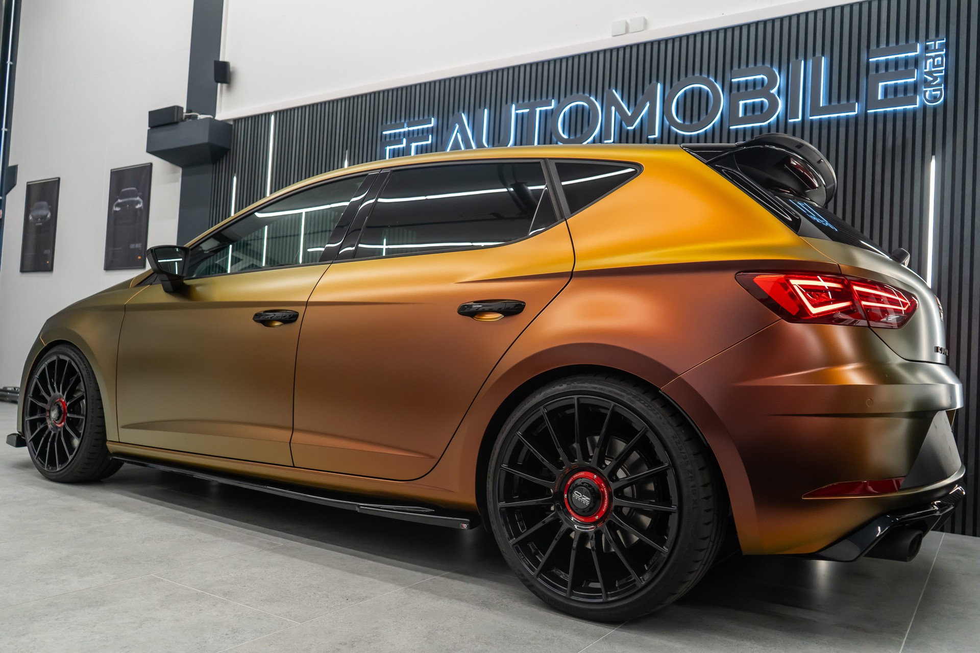 SEAT Leon 2.0 TSI CUPRA 290 DSG / CH-Fahrzeug / HAMMER OPTIK-image-8