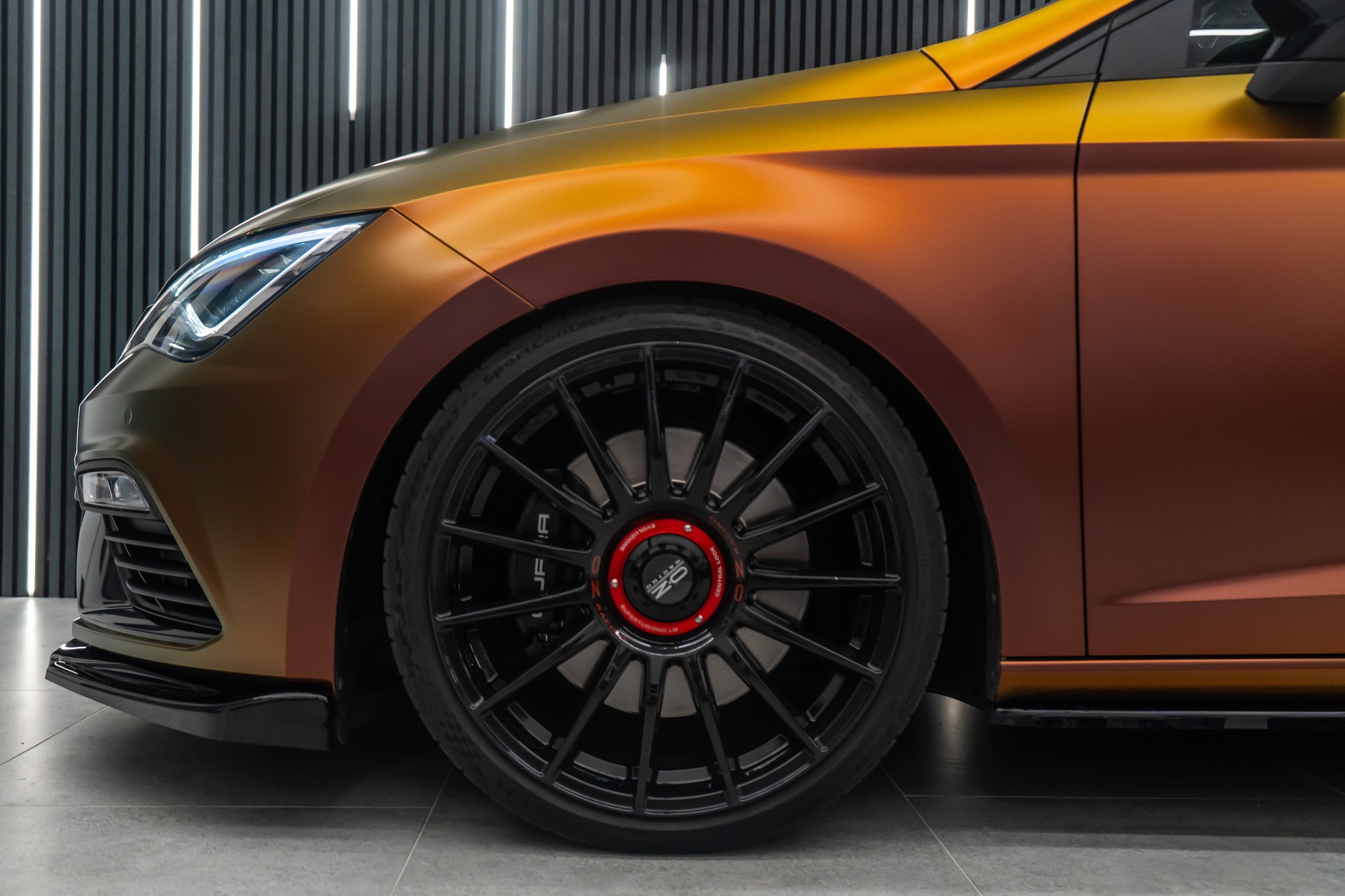 SEAT Leon 2.0 TSI CUPRA 290 DSG / CH-Fahrzeug / HAMMER OPTIK-image-6