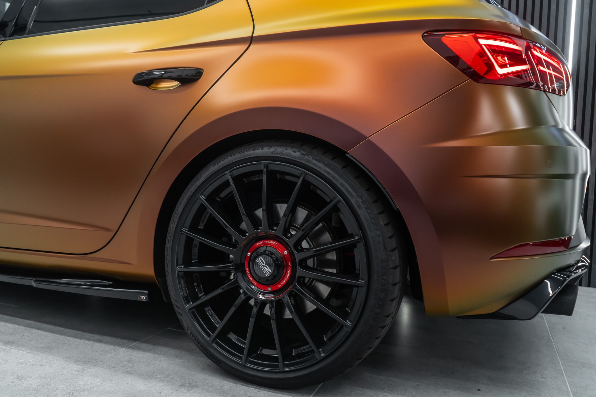SEAT Leon 2.0 TSI CUPRA 290 DSG / CH-Fahrzeug / HAMMER OPTIK-image-10