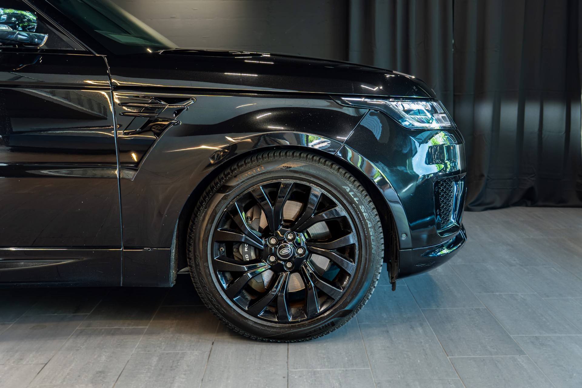 LAND ROVER Range Rover Sport 5.0 V8 S/C HSE Dynamic Automatic-image-3