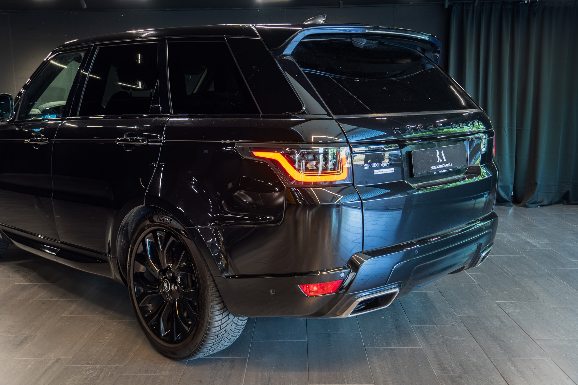 LAND ROVER Range Rover Sport 5.0 V8 S/C HSE Dynamic Automatic-image-6