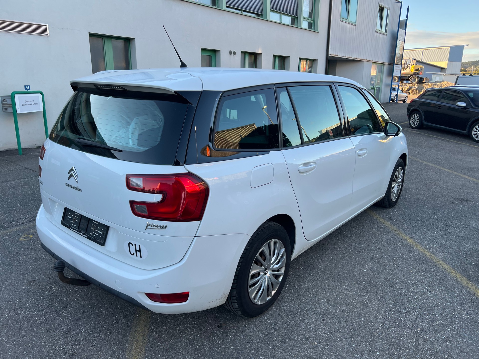 CITROEN Grand C4 Picasso 1.6 e-HDi Exclusive-image-3