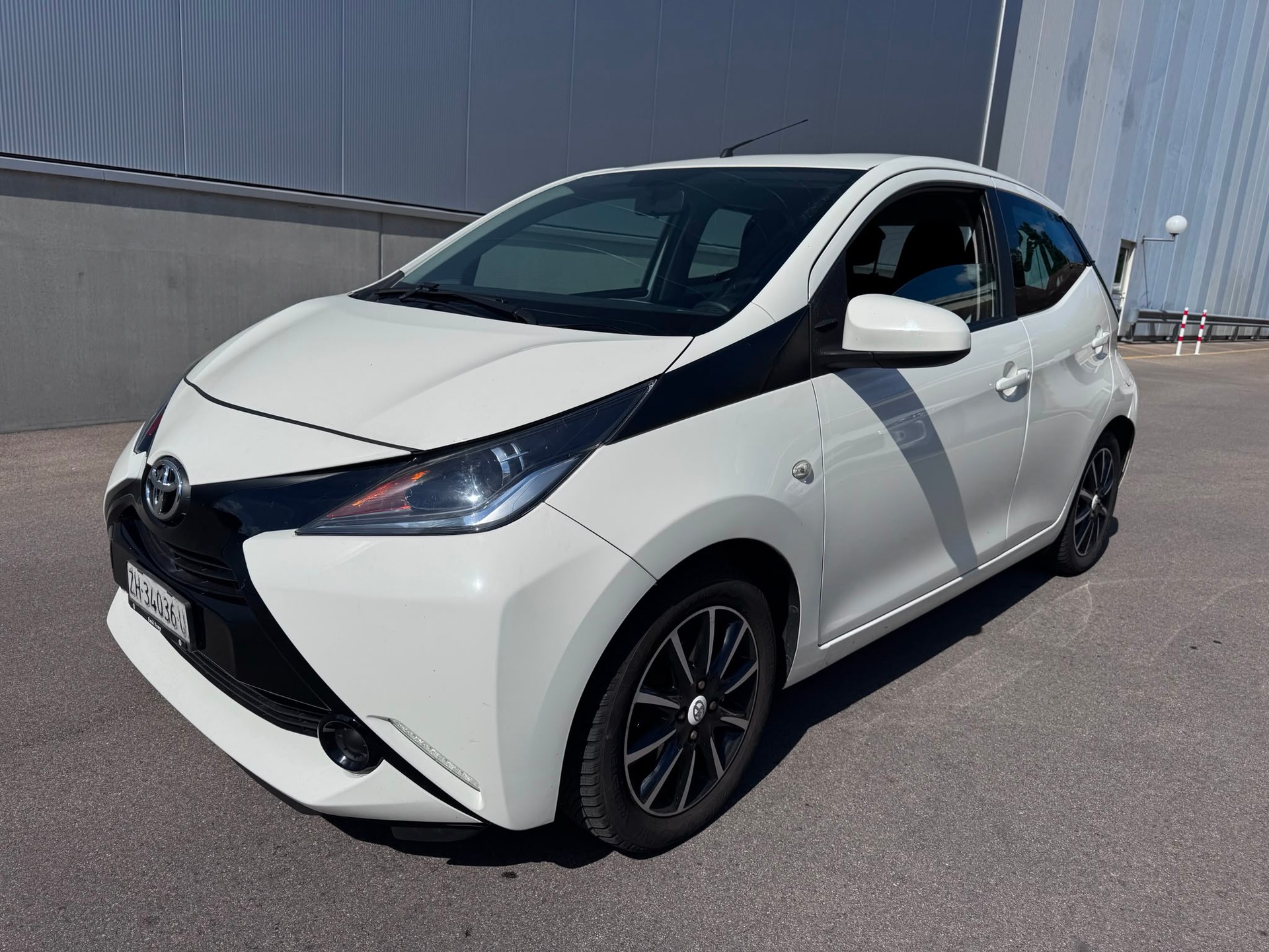 TOYOTA Aygo 1.0 VVT-i x-clusiv MultiMode-image-1