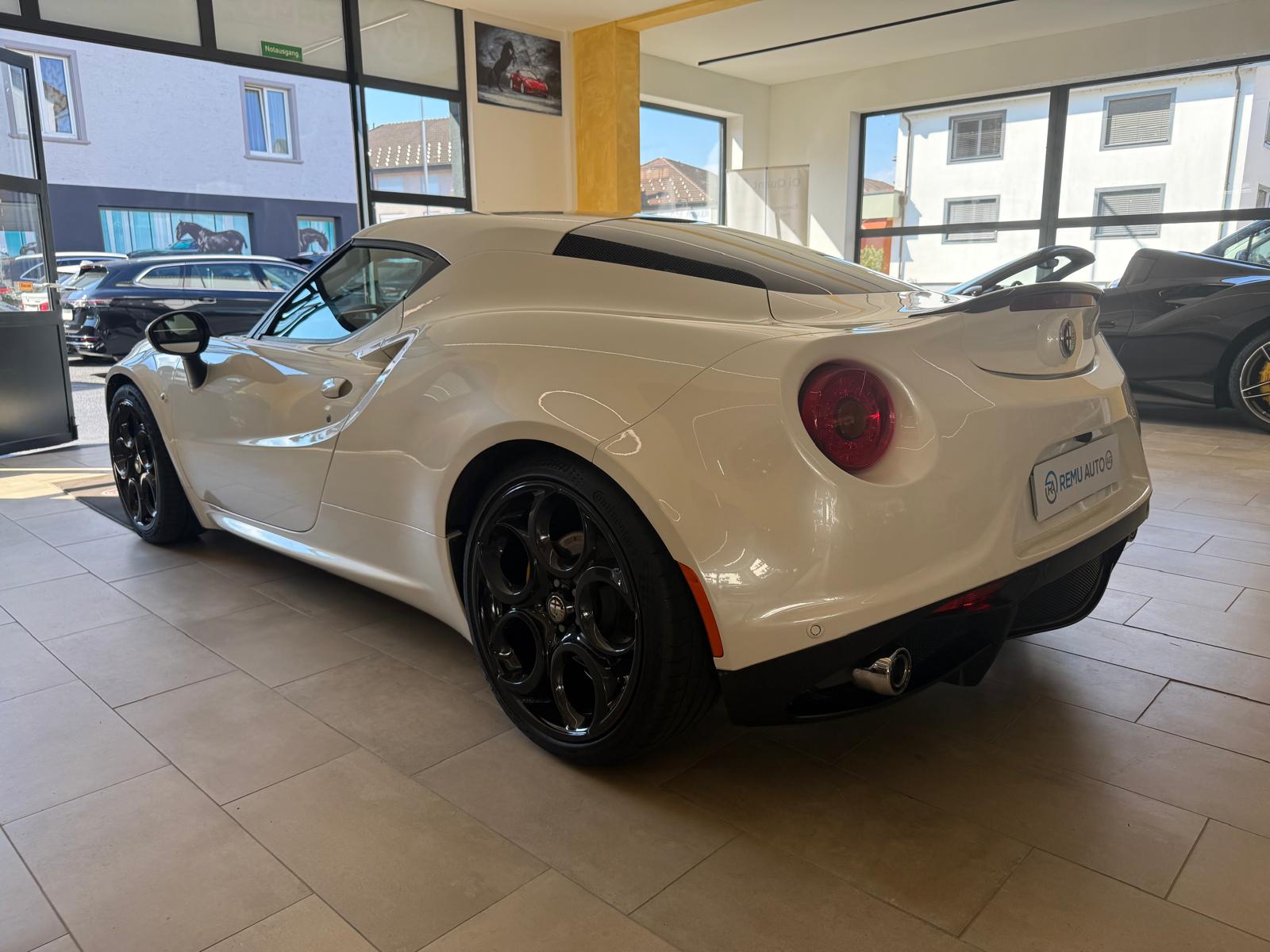 ALFA ROMEO 4C 1750 TBi TCT-image-11