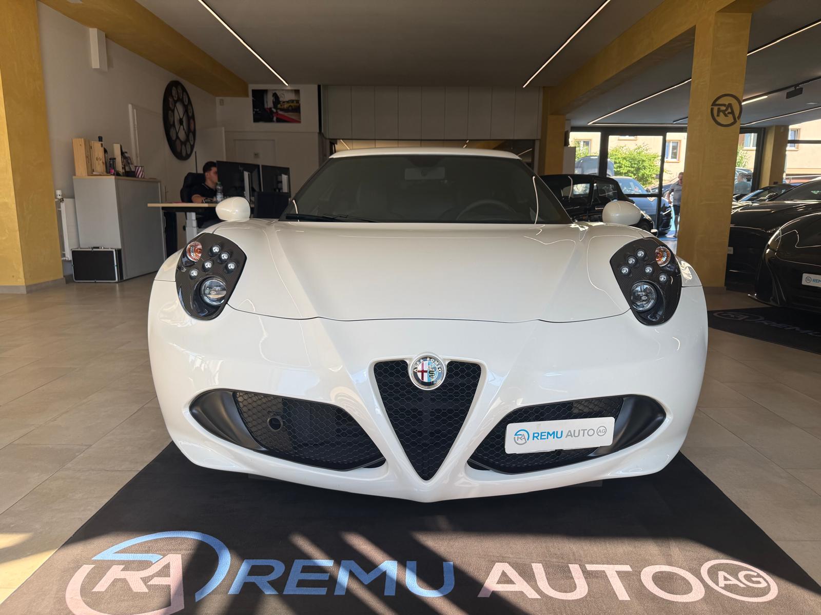 ALFA ROMEO 4C 1750 TBi TCT-showroom-element-1