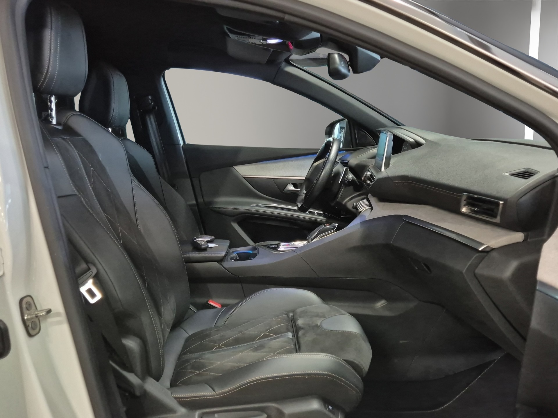 PEUGEOT 5008 2.0 BlueHDi GT EAT 7SEATS/7PLACES-image-16