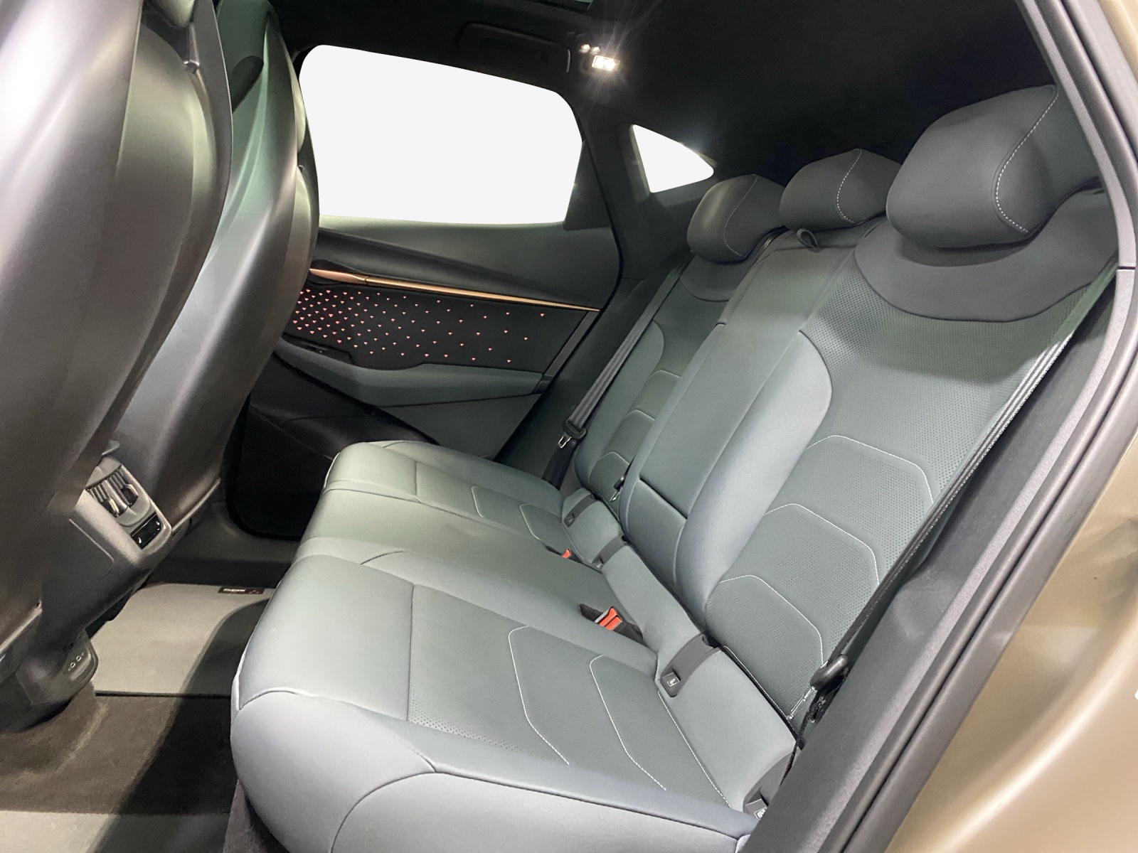 CUPRA Tavascan Type 10 77 kWh Extreme-image-11