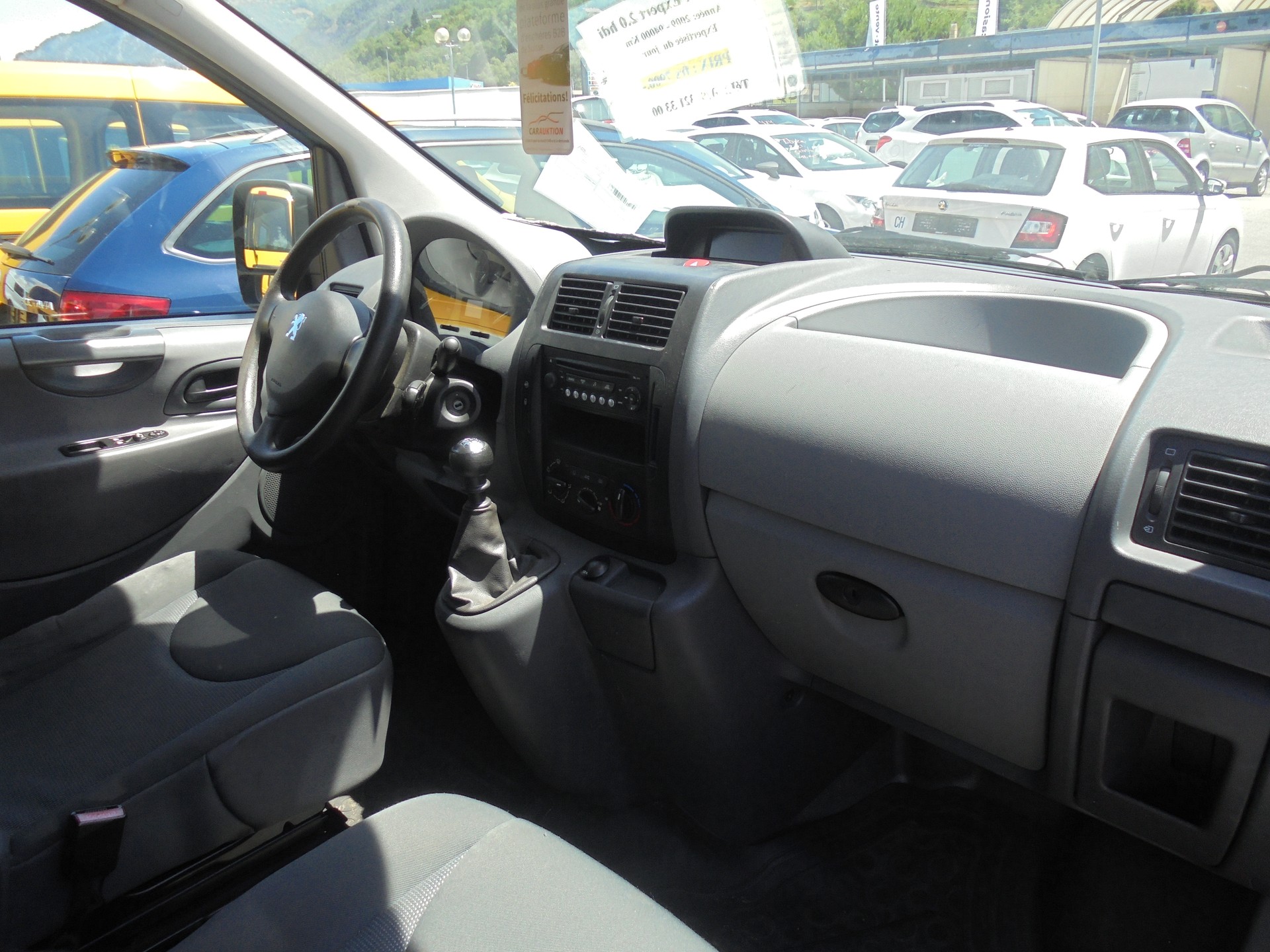 PEUGEOT Expert Tepee 2.0 HDi Confort L1-image-7