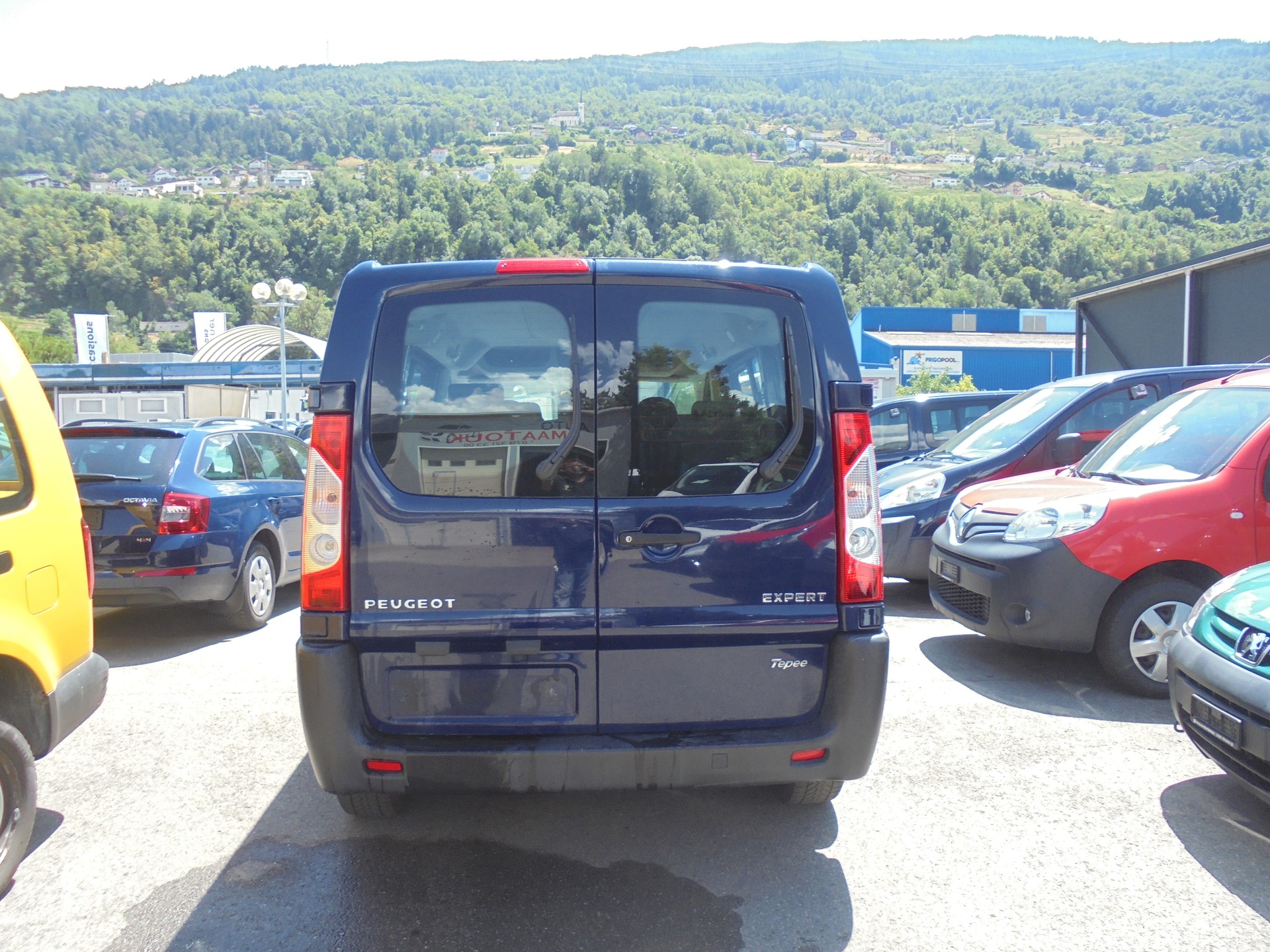 PEUGEOT Expert Tepee 2.0 HDi Confort L1-image-4