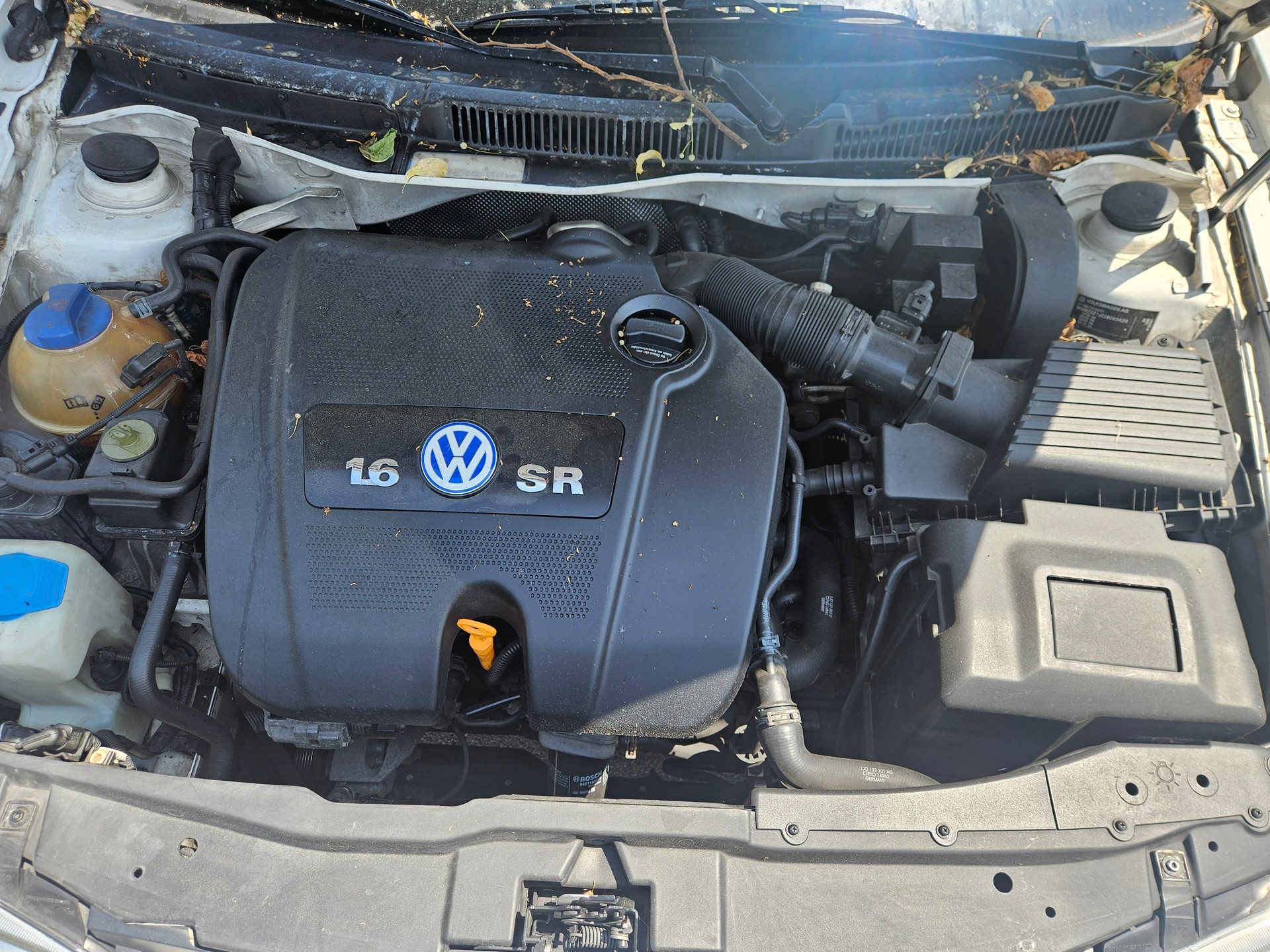 VW Golf 1.6 Trendline Automatic-image-6