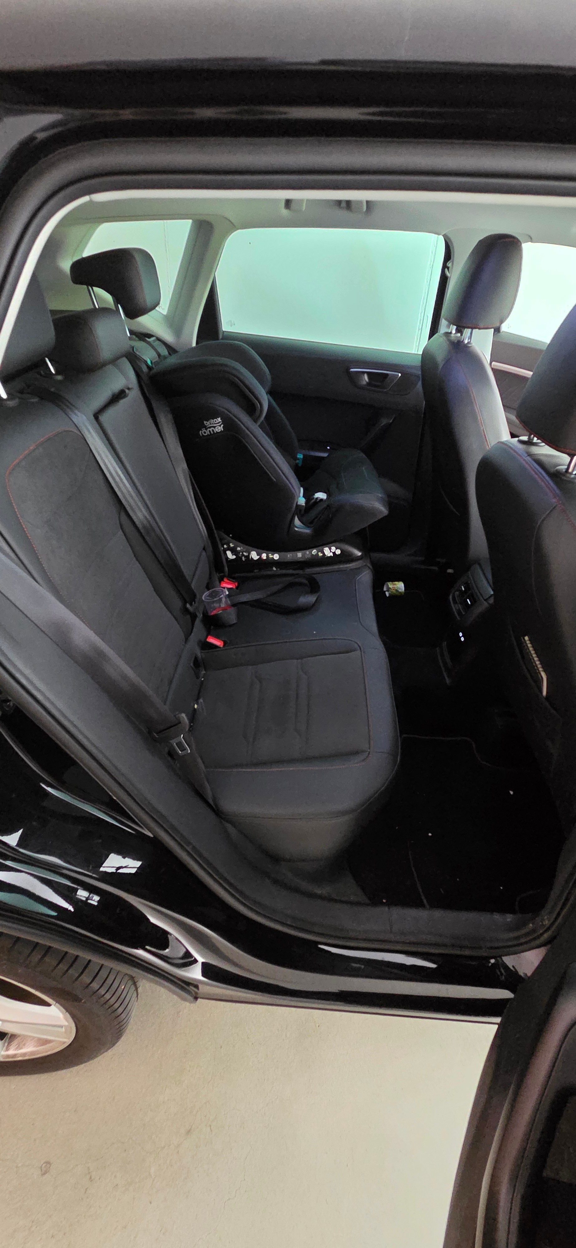 SEAT 1.5 TSI Hola FR DSG-image-3