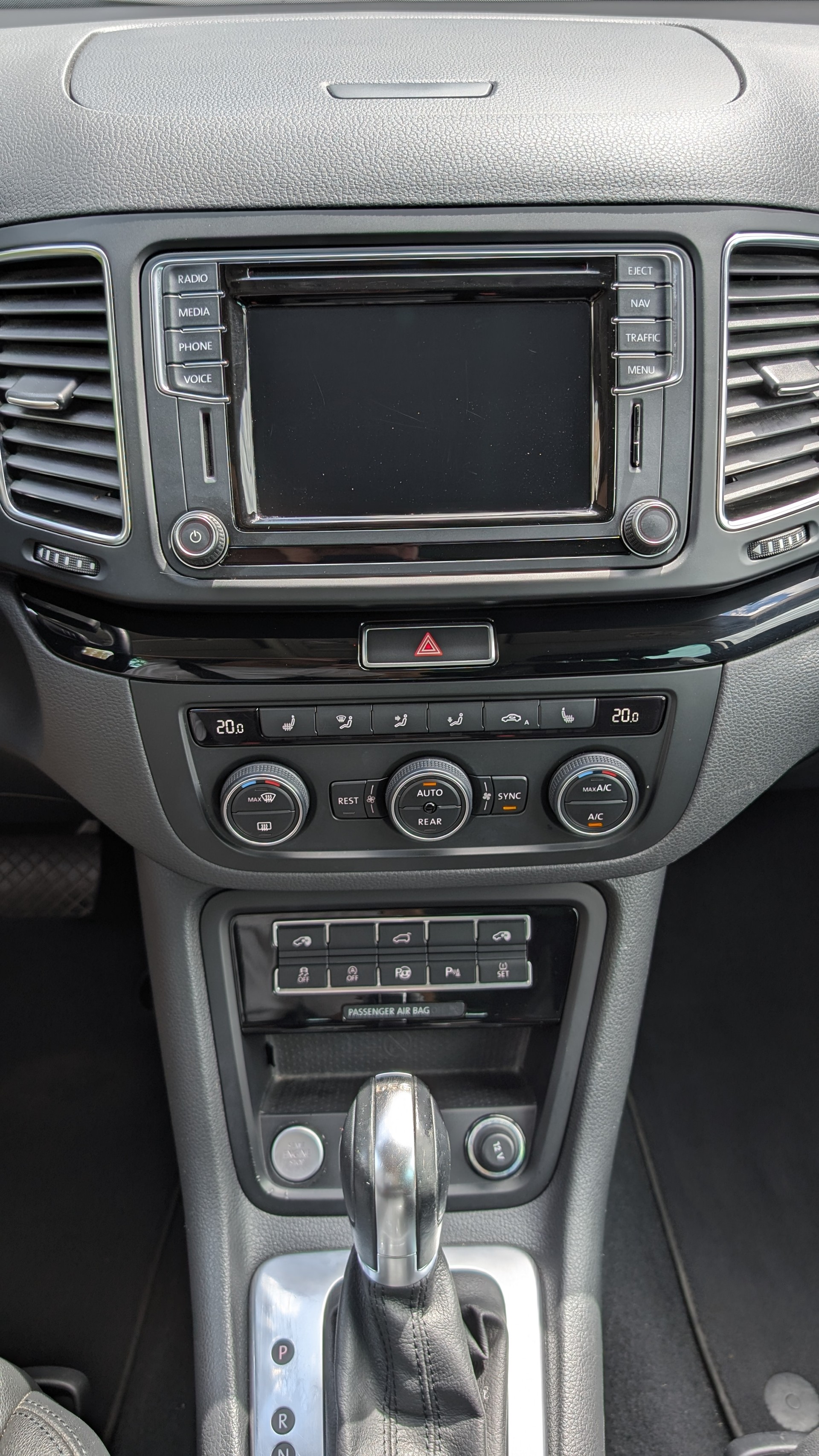 VW Sharan 2.0 TDI SCR Highline DSG-image-5