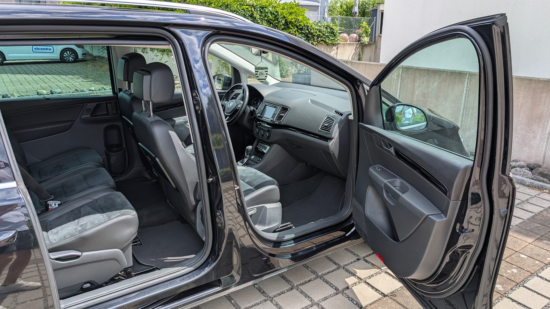 VW Sharan 2.0 TDI SCR Highline DSG-image-3