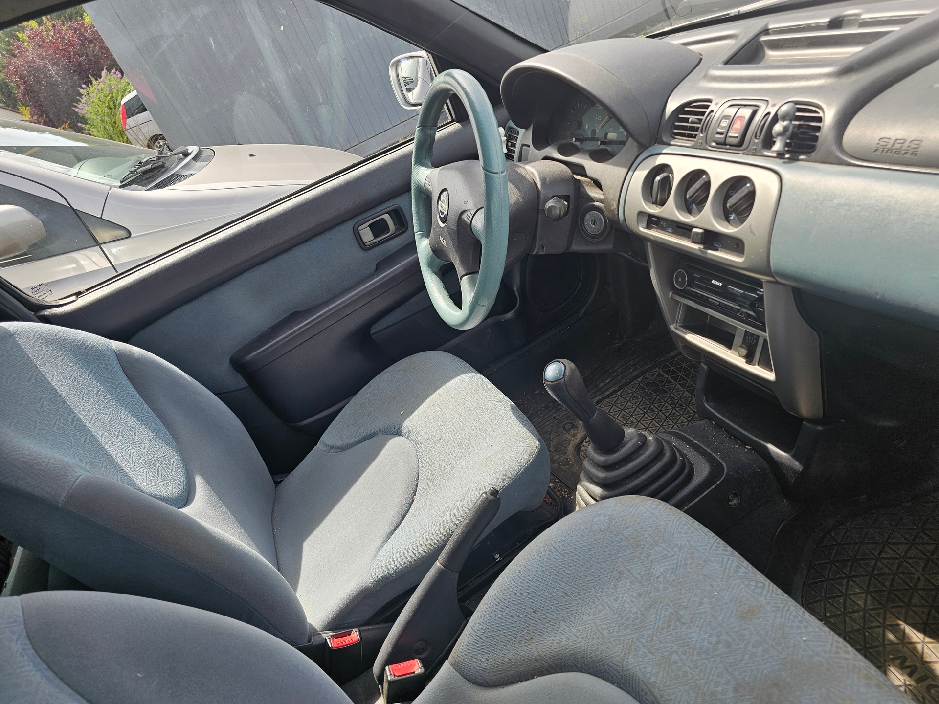NISSAN Micra 1.4 Sport-image-3
