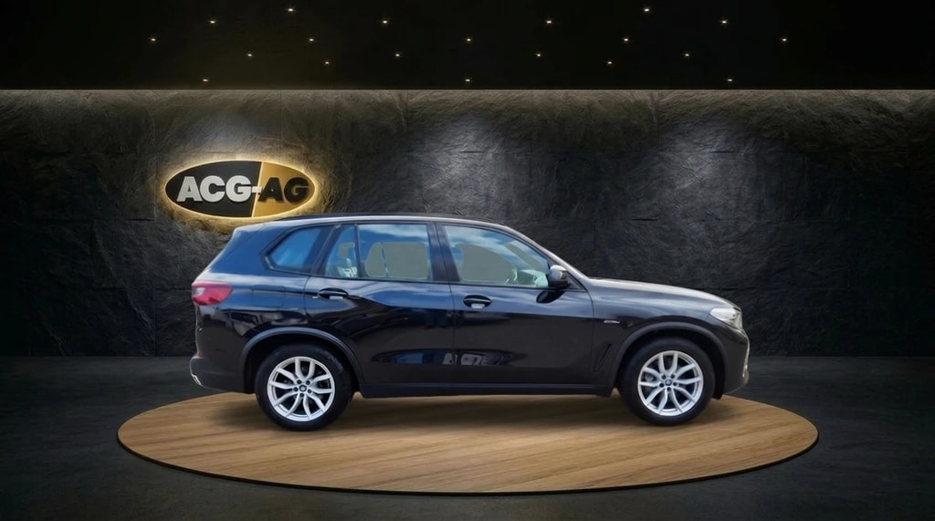 BMW X5 xDrive45e Steptronic ** 394 PS ** Voll-Leder ** Navi ** RF-Kamera 360° ** Abstandsregelsysteme ** Sitzmemory ** Modell 2022-image-4