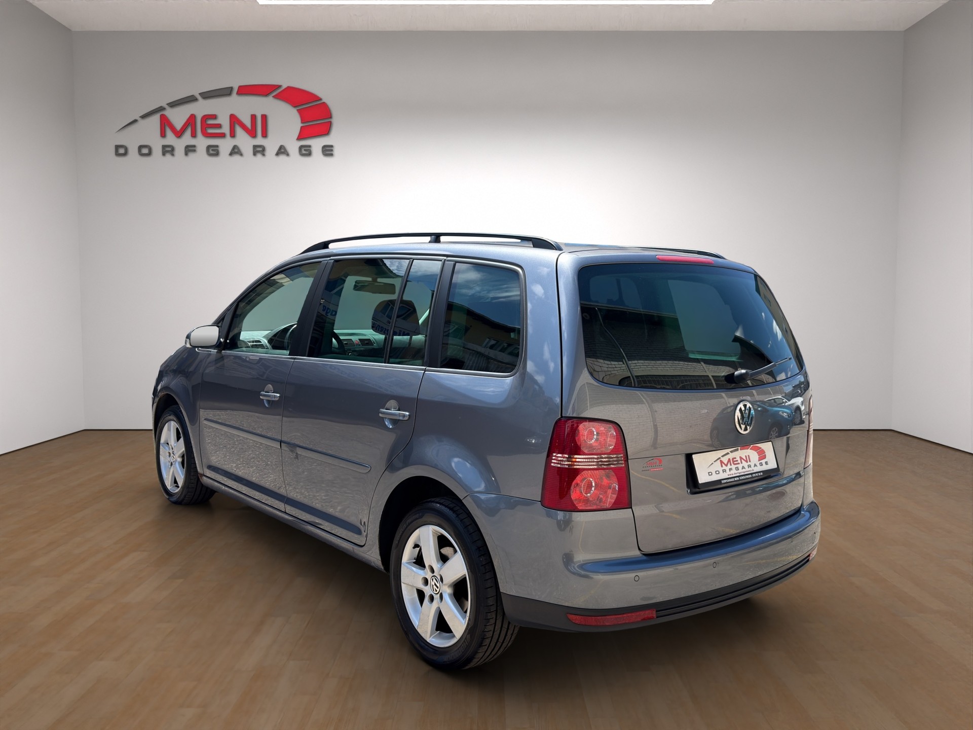 VW Touran 1.4 TSI Highline-image-4