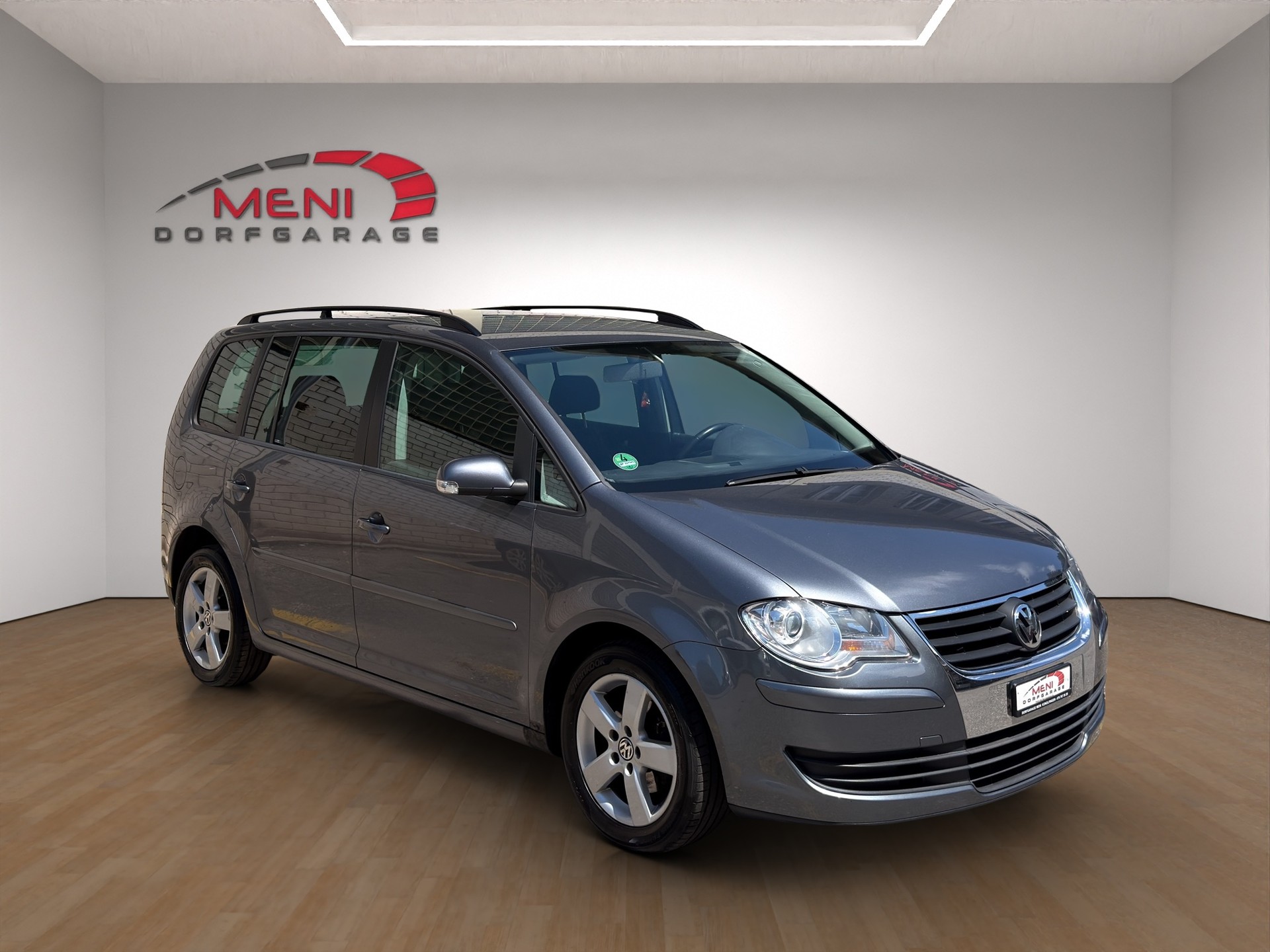 VW Touran 1.4 TSI Highline-image-0