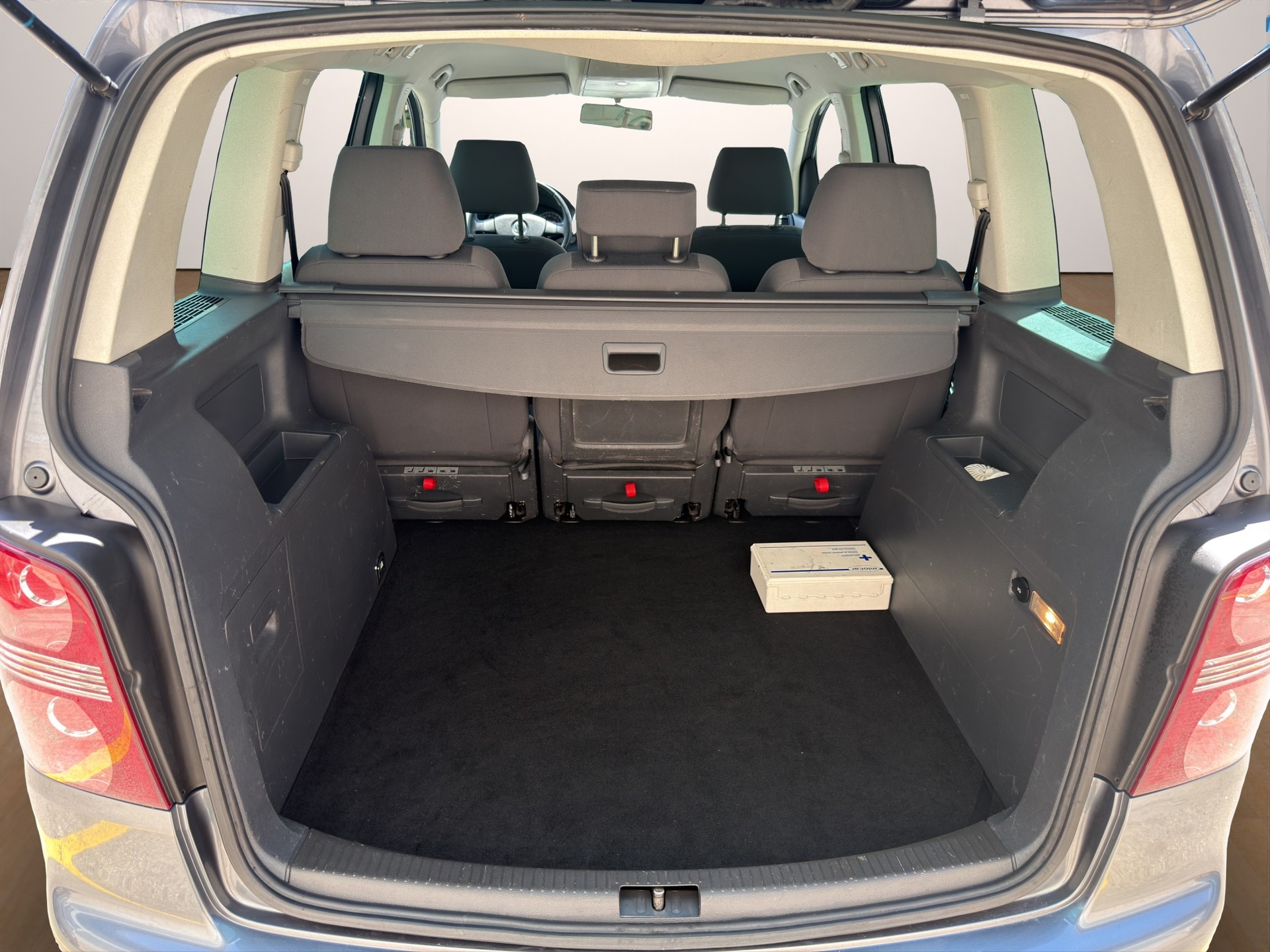 VW Touran 1.4 TSI Highline-image-15