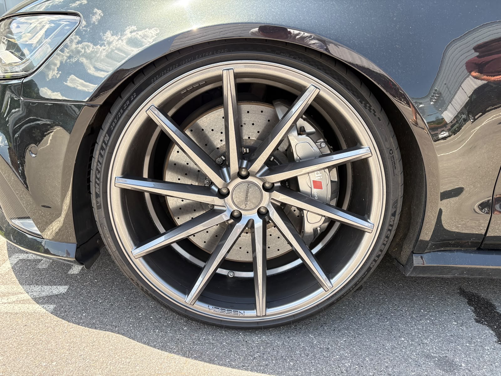 AUDI RS6-image-5