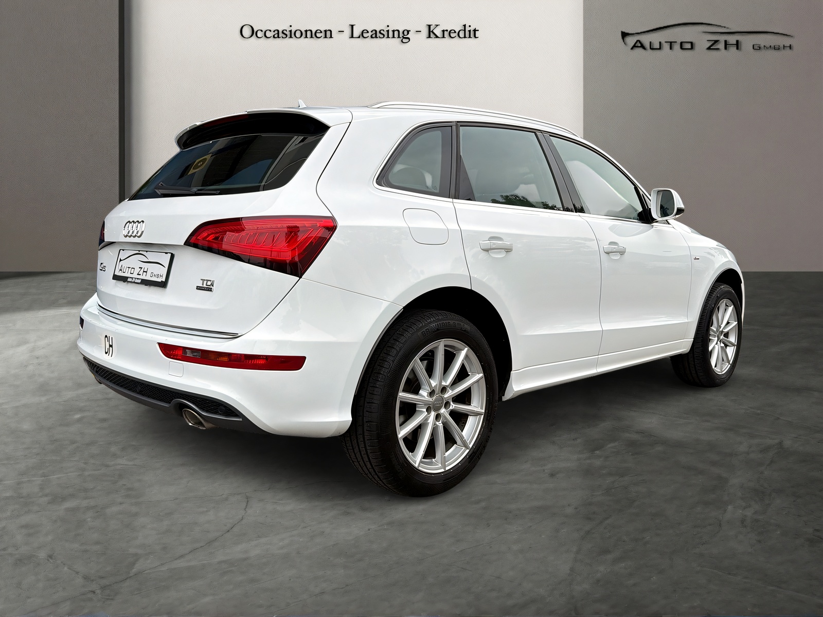 AUDI Q5 3.0 TDI clean quattro S-tronic / S-Line-image-4