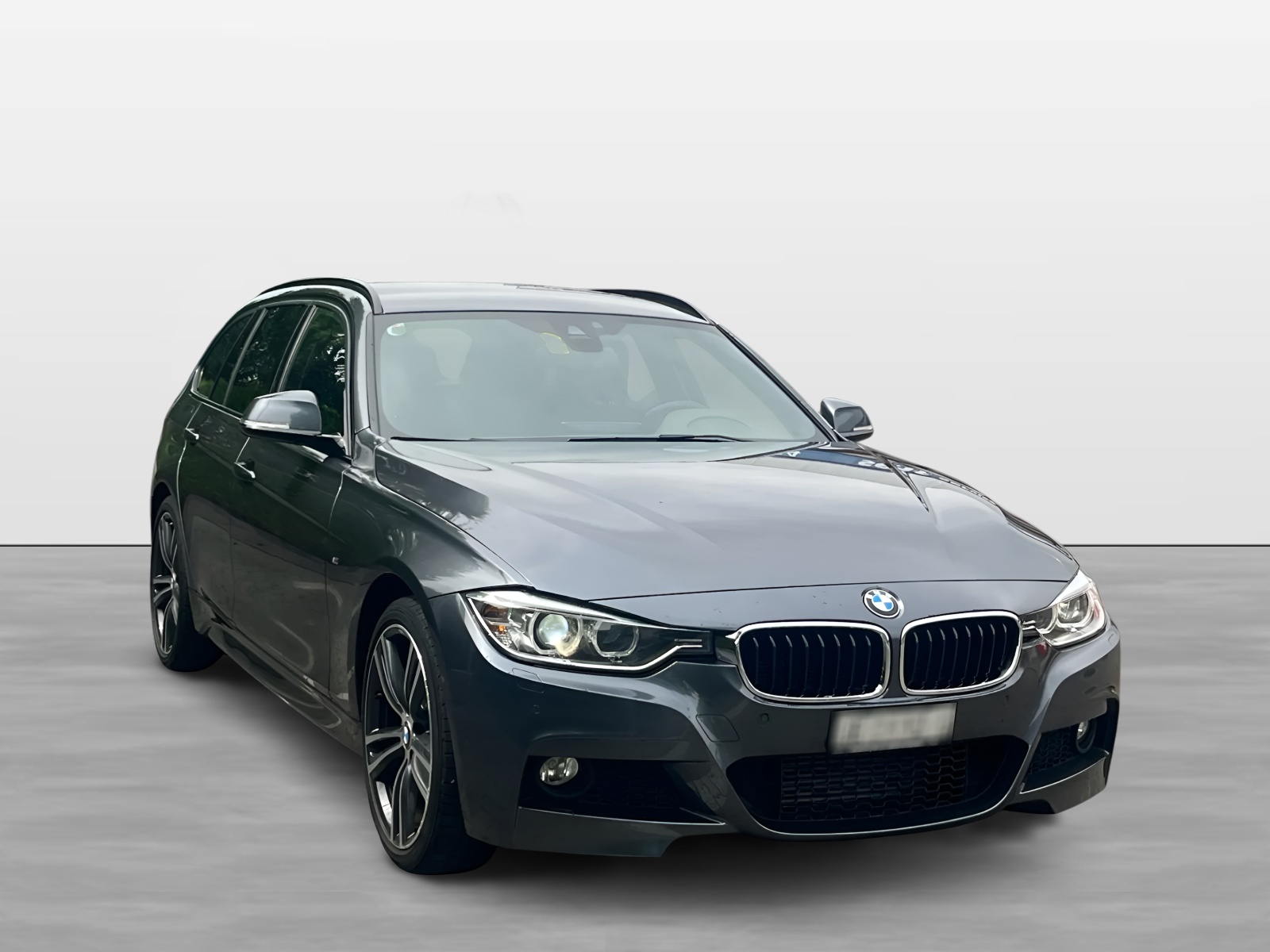 BMW 320d xDrive Touring M Sport - OFFRE EXCEPTIONNELLE-showroom-element-2