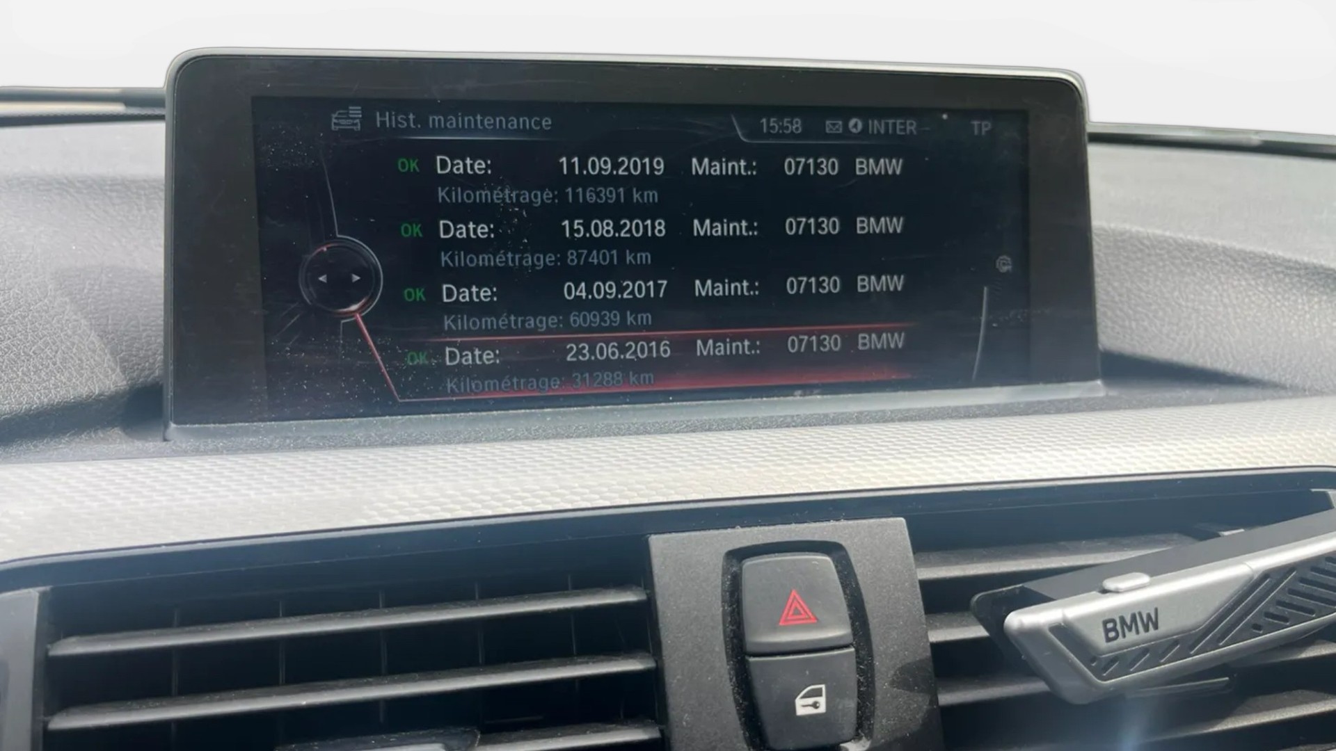 BMW 320d xDrive Touring M Sport - OFFRE EXCEPTIONNELLE-image-16