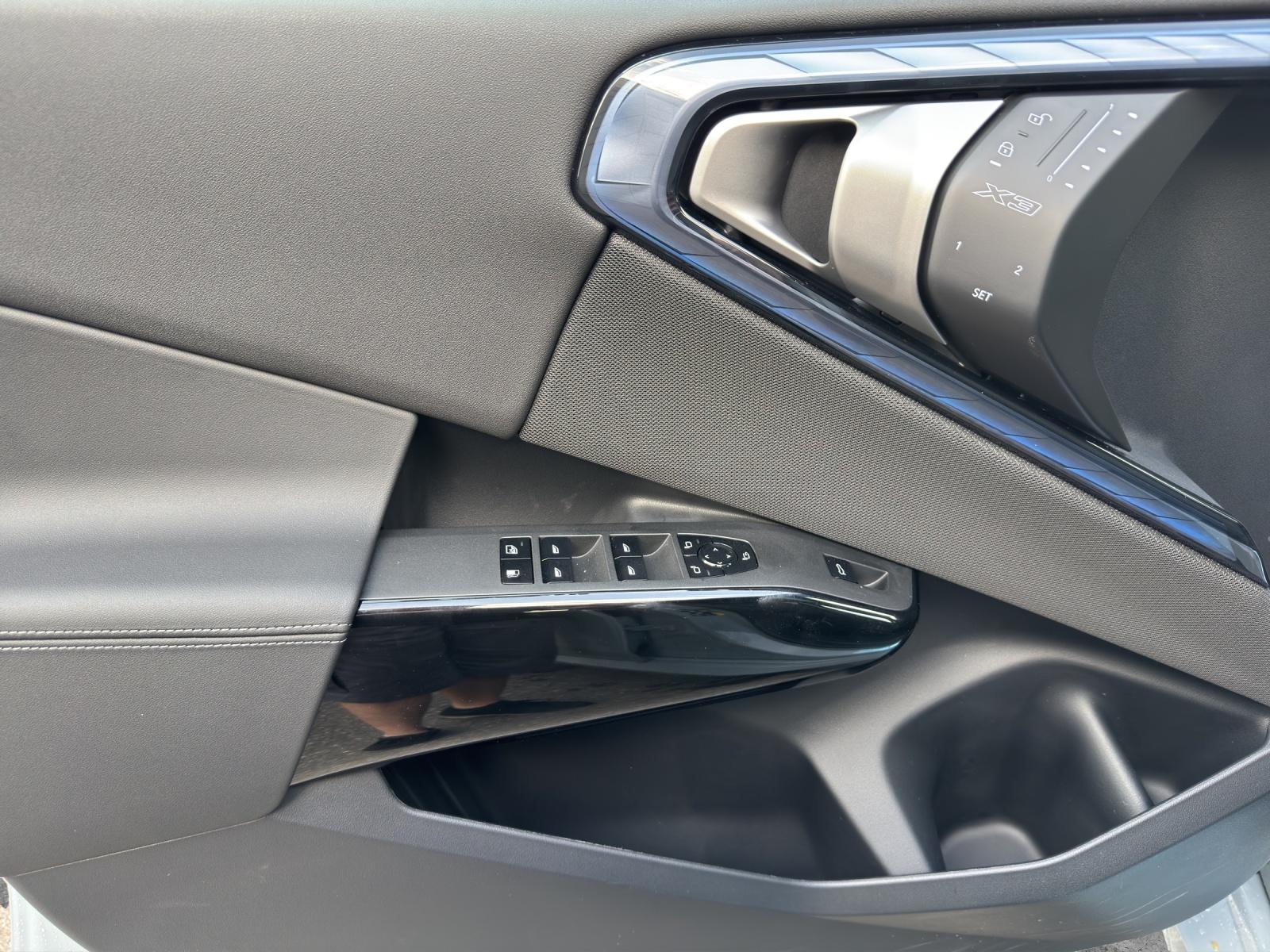 BMW X3 30e xDrive-image-12