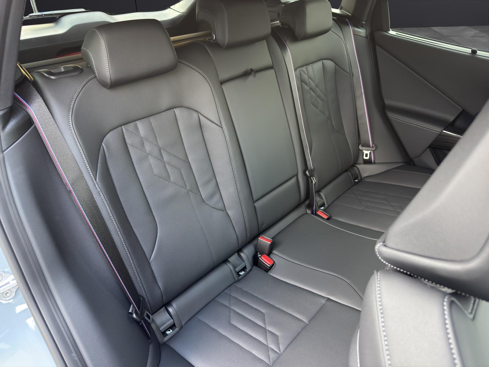 BMW X3 30e xDrive-image-14