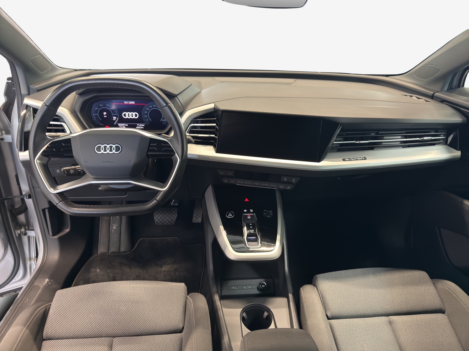 AUDI Q4 e-tron 50 quattro-image-8