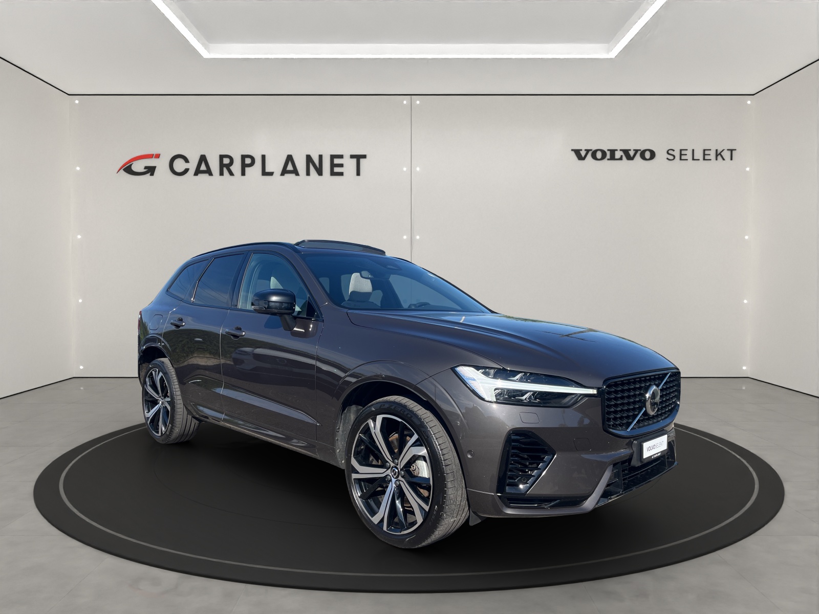 VOLVO XC60 2.0 T8 TE Ultimate Dark eAWD-image-3