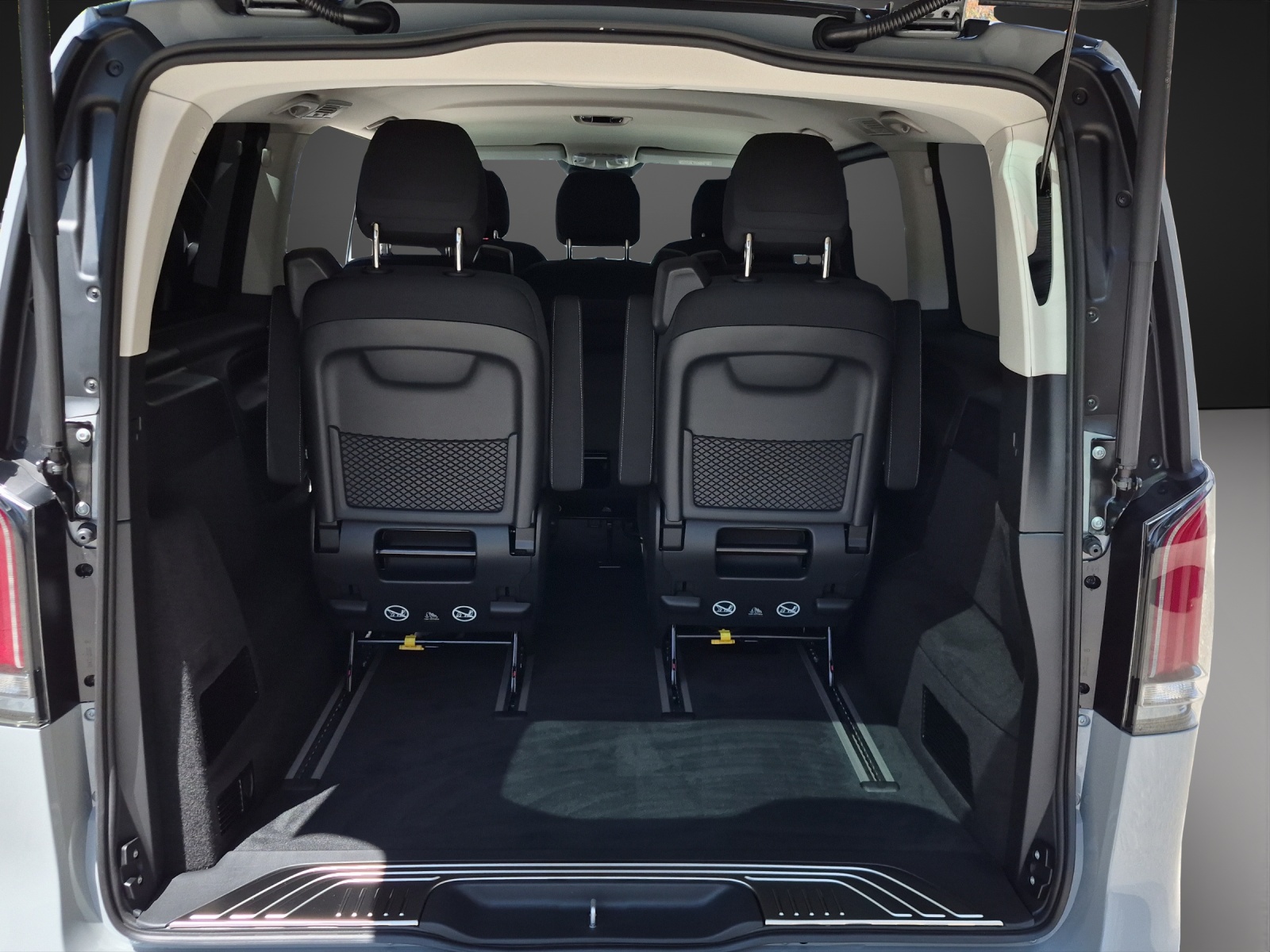 MERCEDES-BENZ V 250 d lang Style 9G-Tronic-image-11