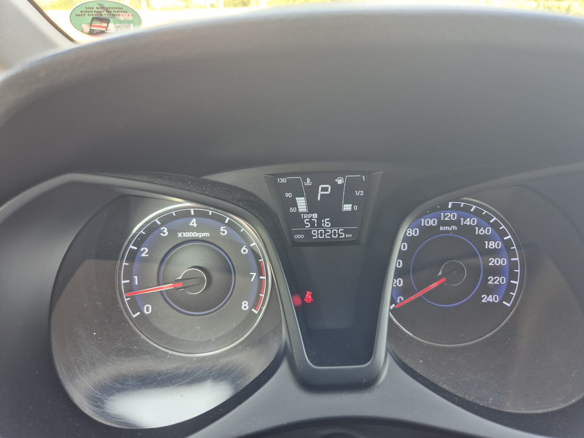HYUNDAI 1.6 Style-image-3