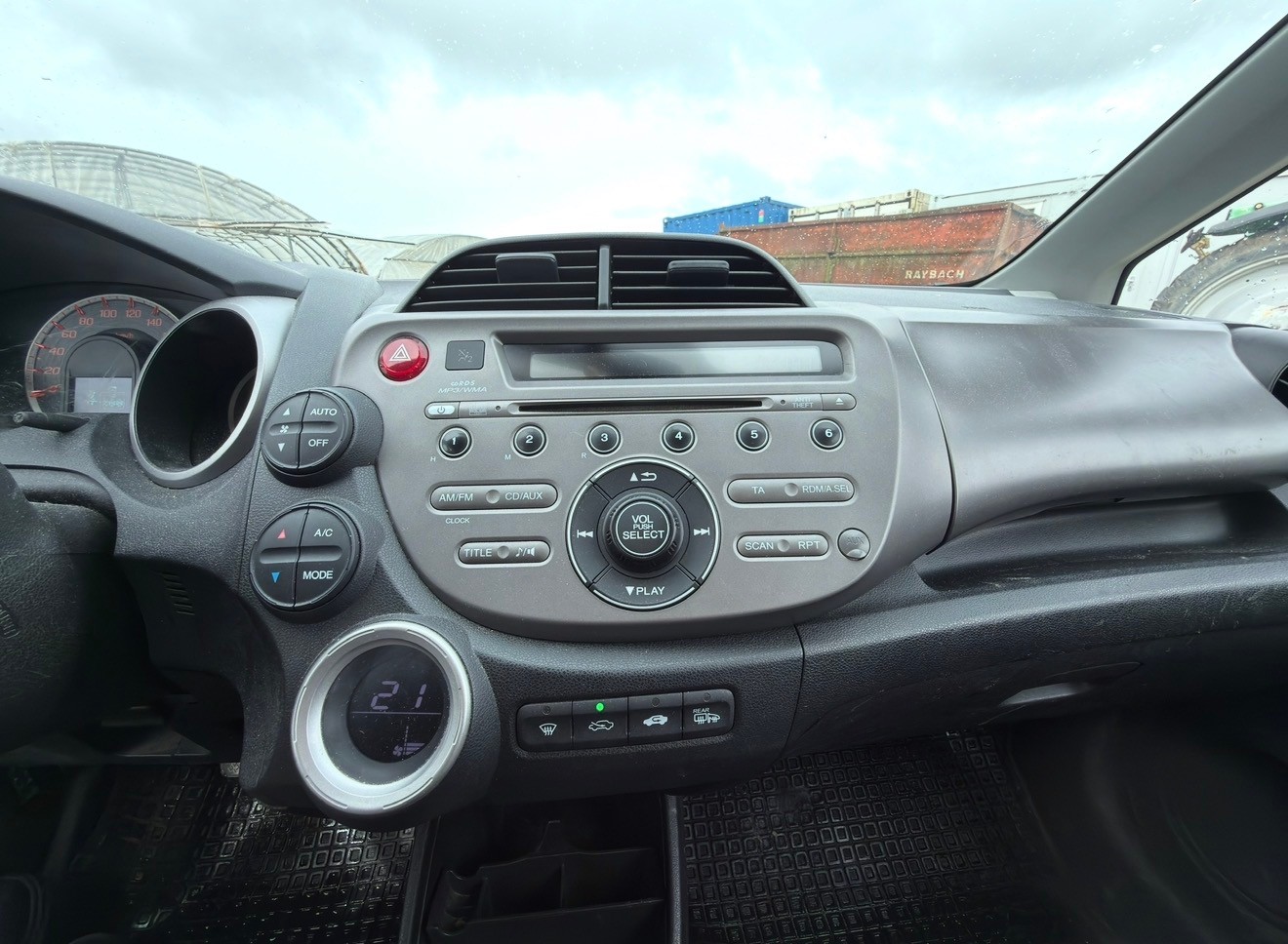 HONDA Jazz 1.4i Elegance-image-13