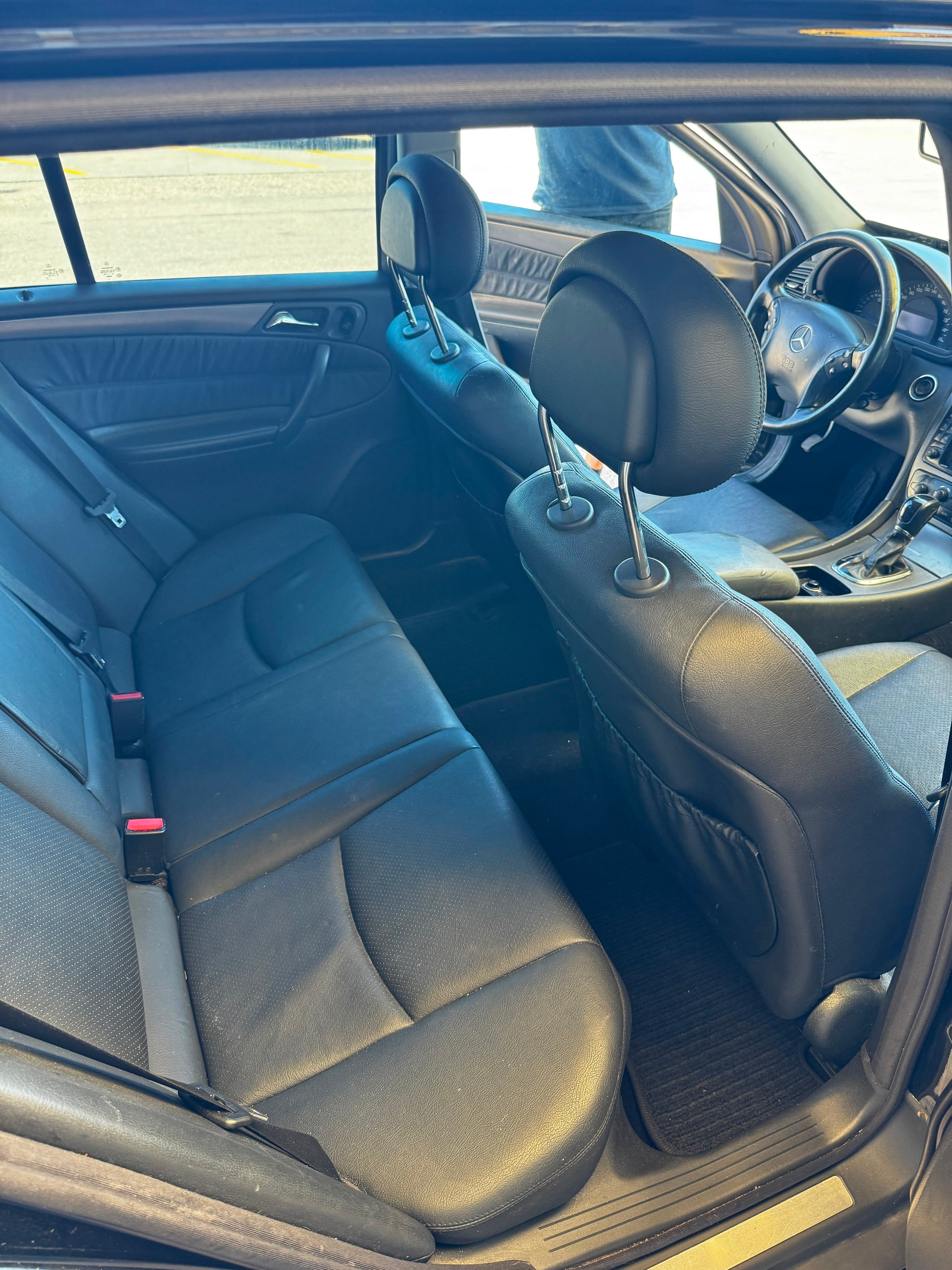 MERCEDES-BENZ C 320 Avantgarde 4Matic Automatic-image-10
