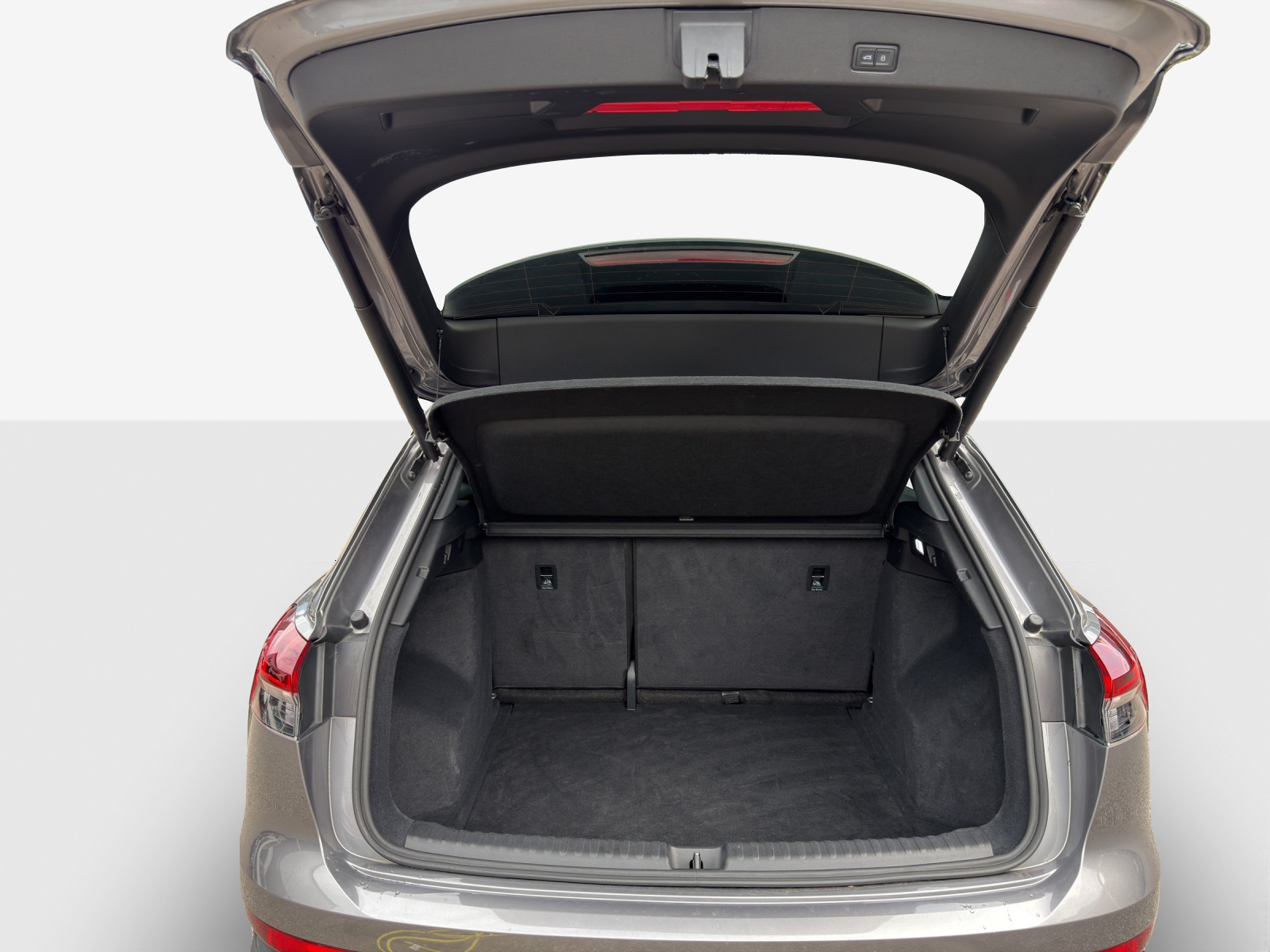 AUDI Q4 e-tron 40-image-13