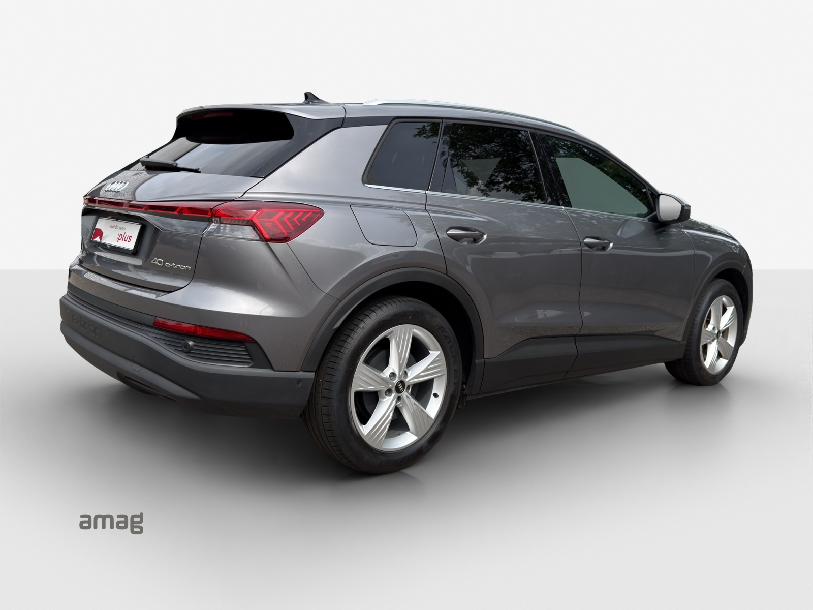 AUDI Q4 e-tron 40-image-5