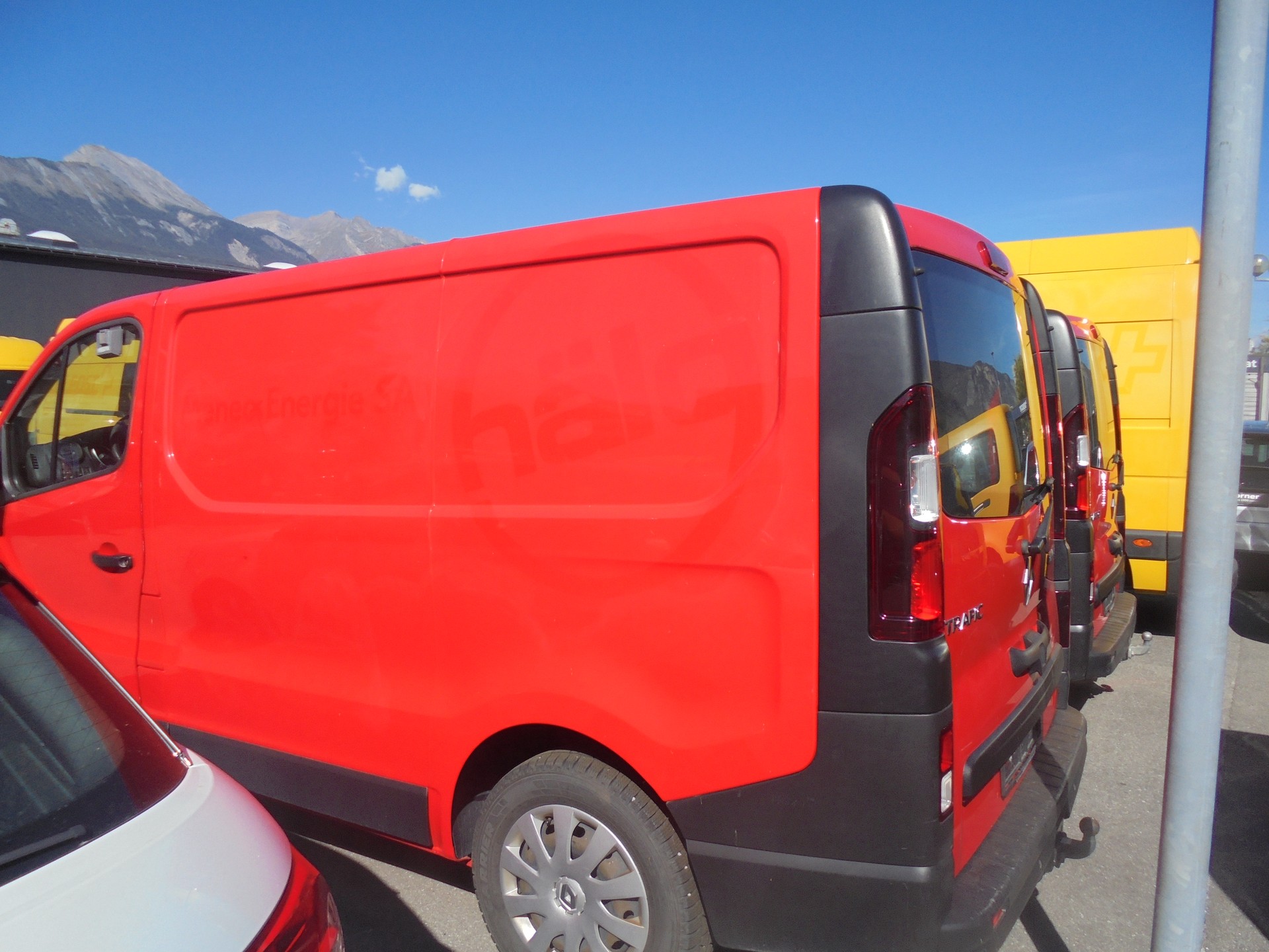 RENAULT Trafic 2.0 Energy dCi 120 3.0t Business L1H1-image-3