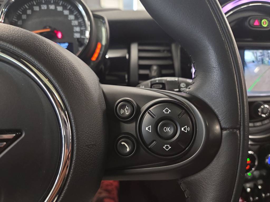 MINI Cooper Blackyard Steptronic DKG-image-15