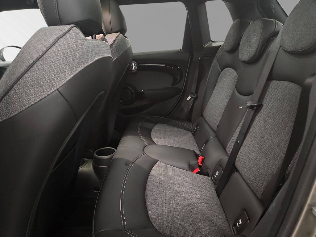 MINI Cooper Blackyard Steptronic DKG-image-7