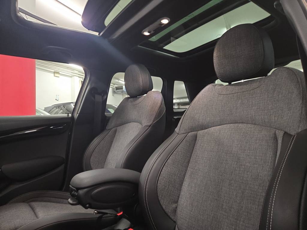MINI Cooper Blackyard Steptronic DKG-image-10